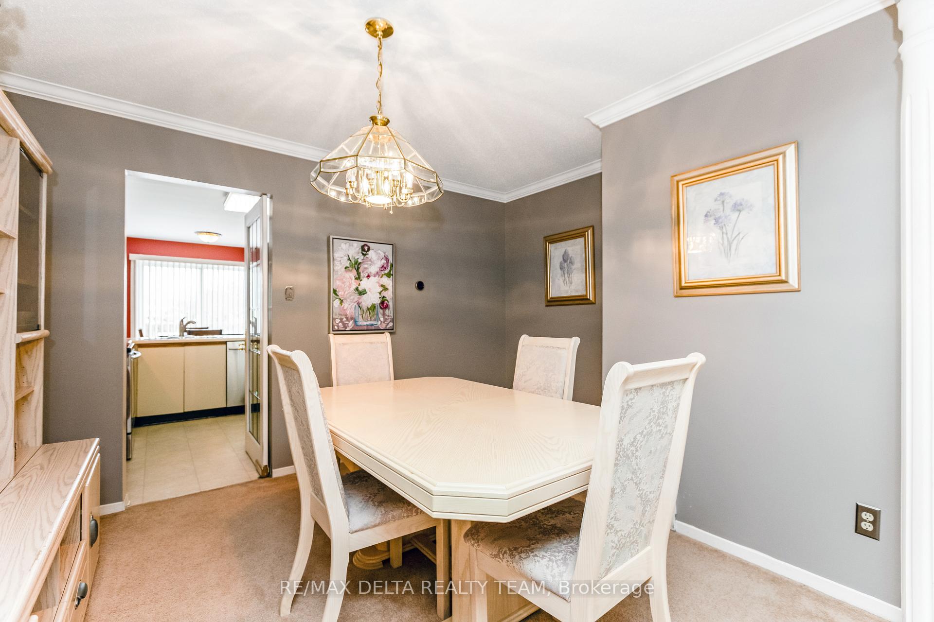 Photo 10 of 2024 Legrand Crescent, Ottawa, Queenswood Heights South — HOMEH