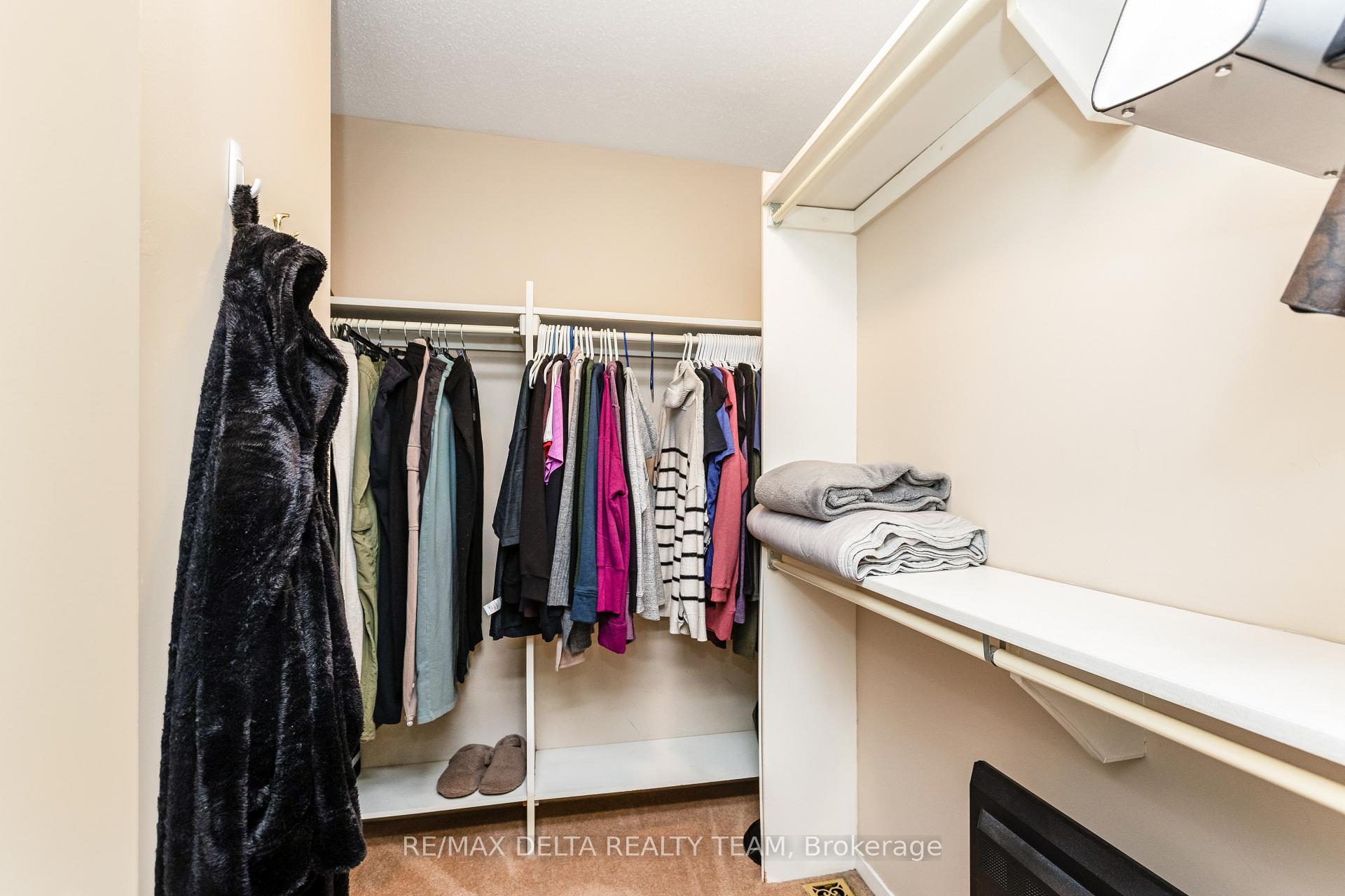 Photo 29 of 2024 Legrand Crescent, Ottawa, Queenswood Heights South — HOMEH