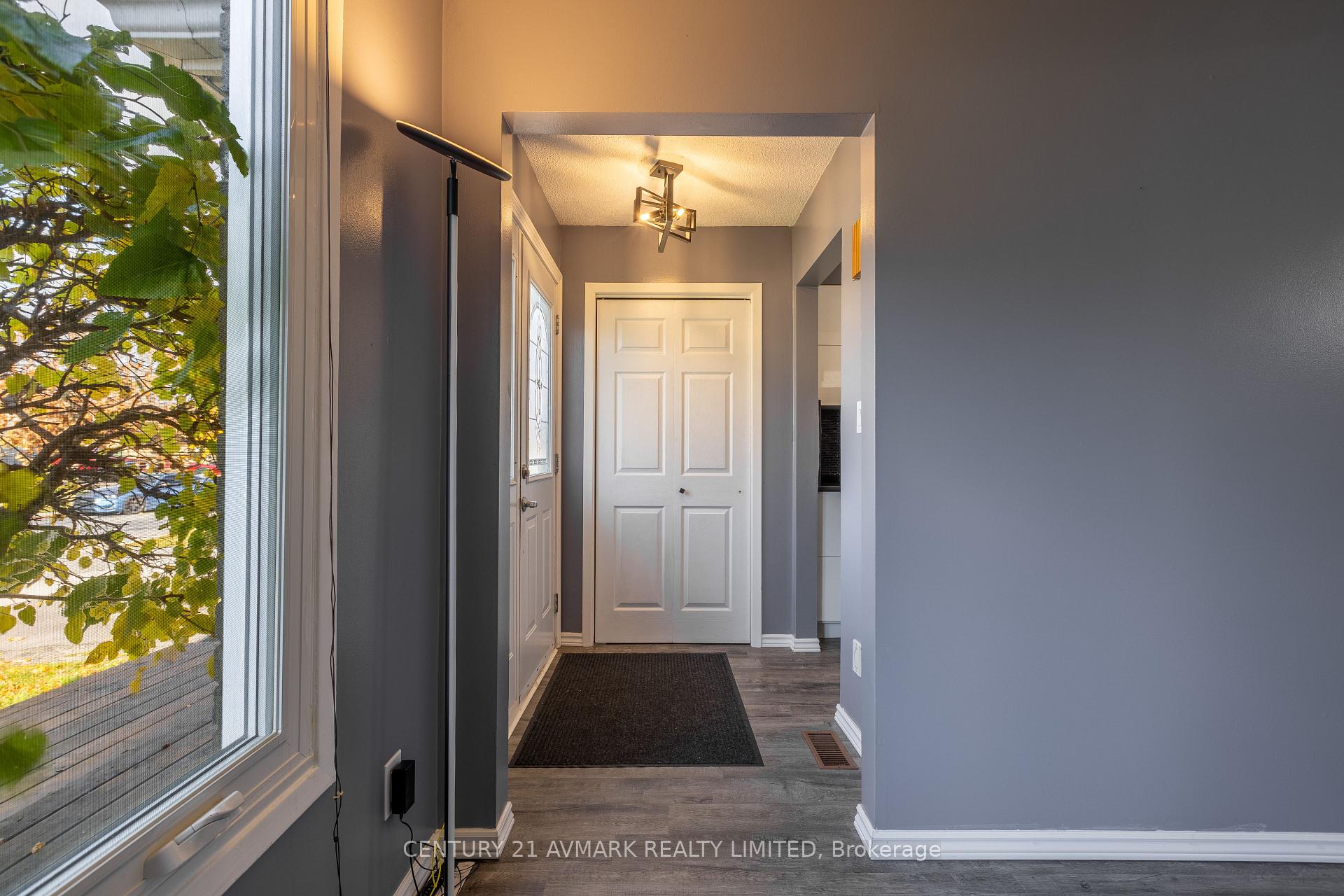 Photo 4 of 87 Terrace Avenue, Welland, Broadway — HOMEH