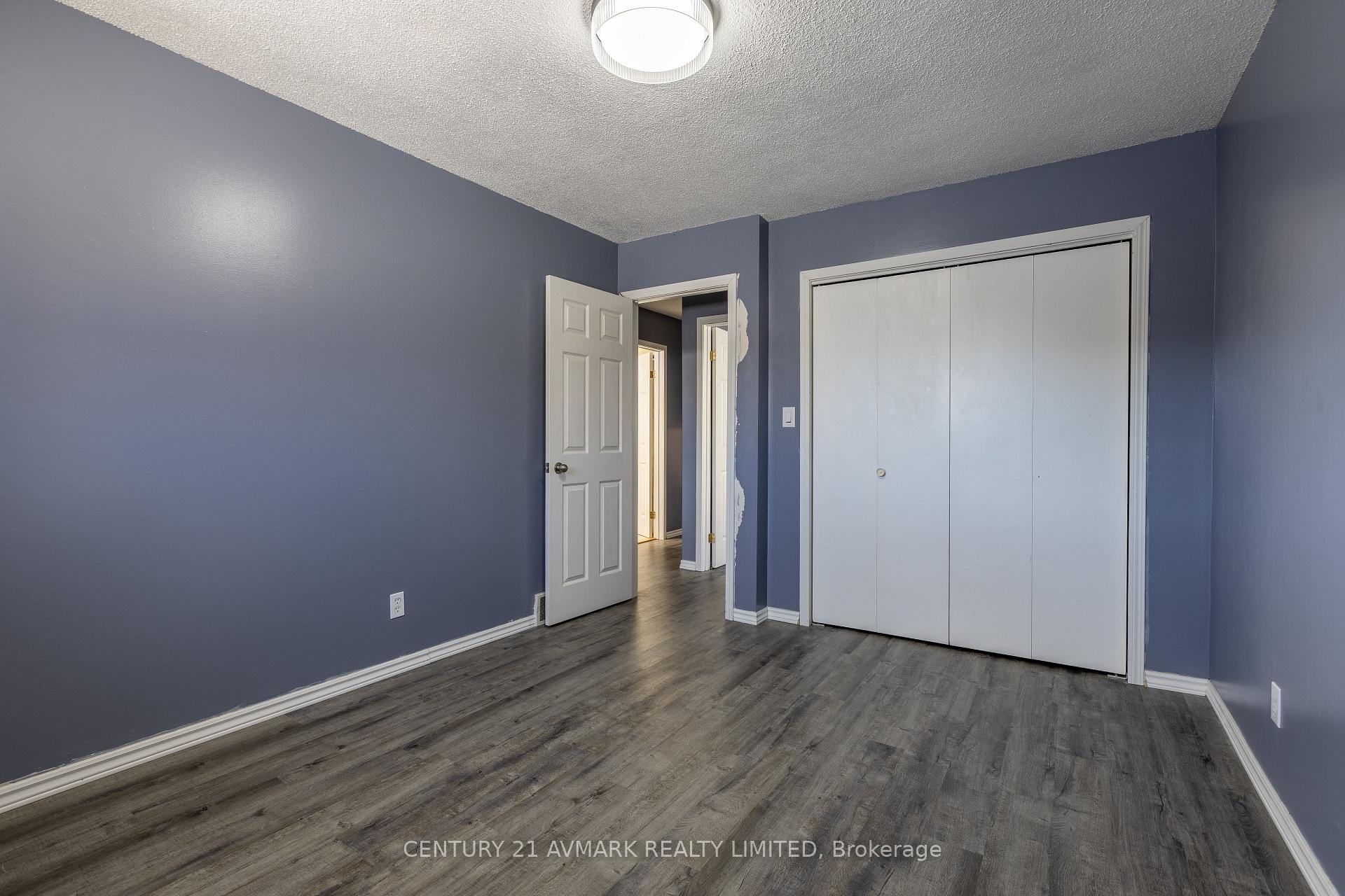 Photo 16 of 87 Terrace Avenue, Welland, Broadway — HOMEH