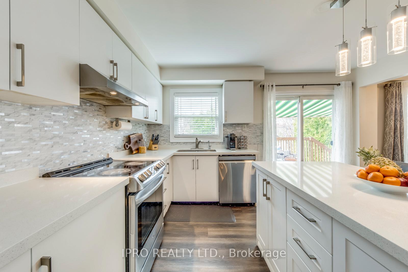 Photo 11 of 78 Sable Crescent, Whitby, Rolling Acres — HOMEH