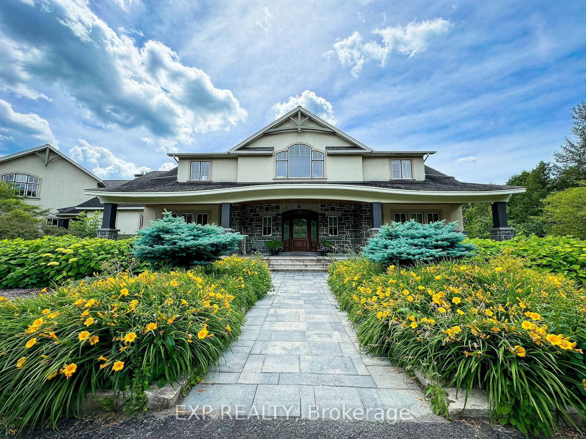Front of 551 Richmond Road
