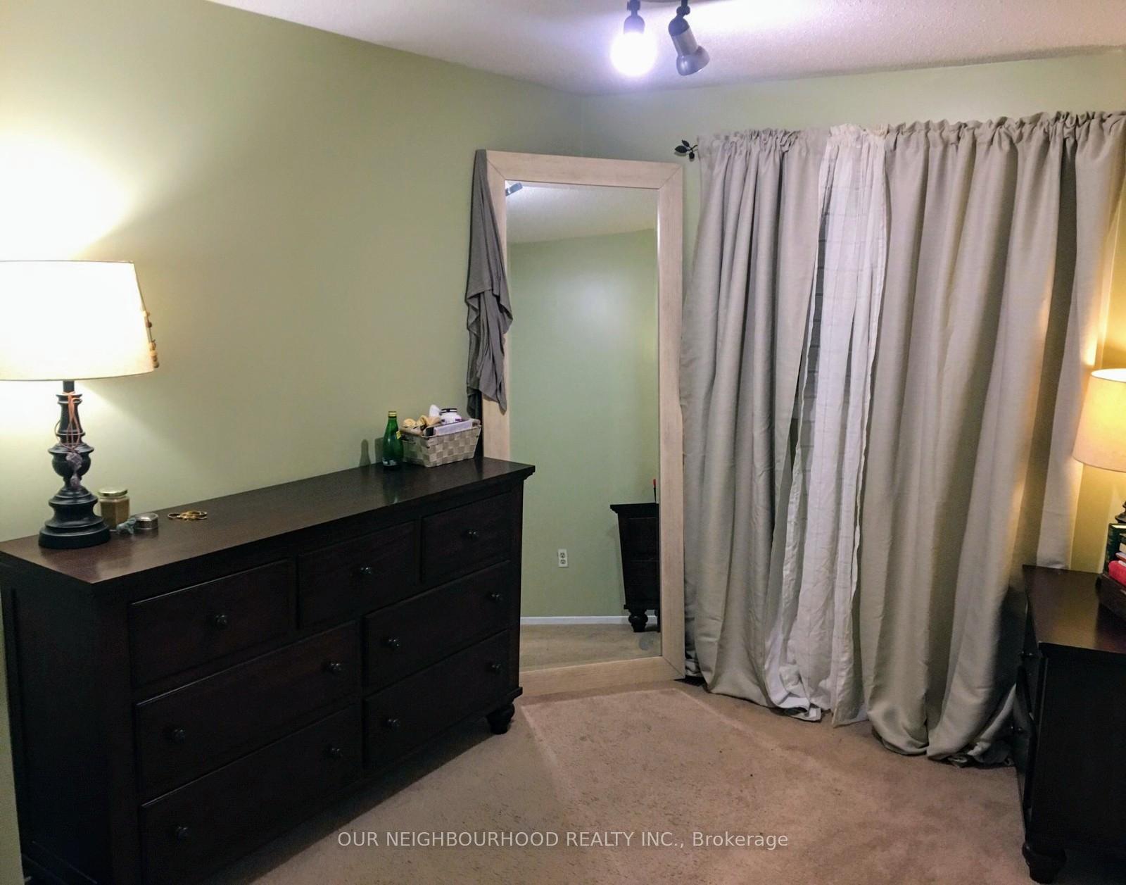 Photo 10 of 797 Crowells Street, Oshawa, Pinecrest — HOMEH
