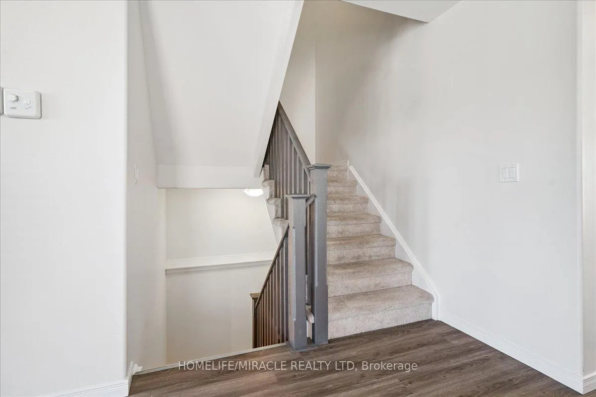 Photo 25 of 1614 Hetherington Drive, Peterborough, Northcrest Ward 5 — HOMEH