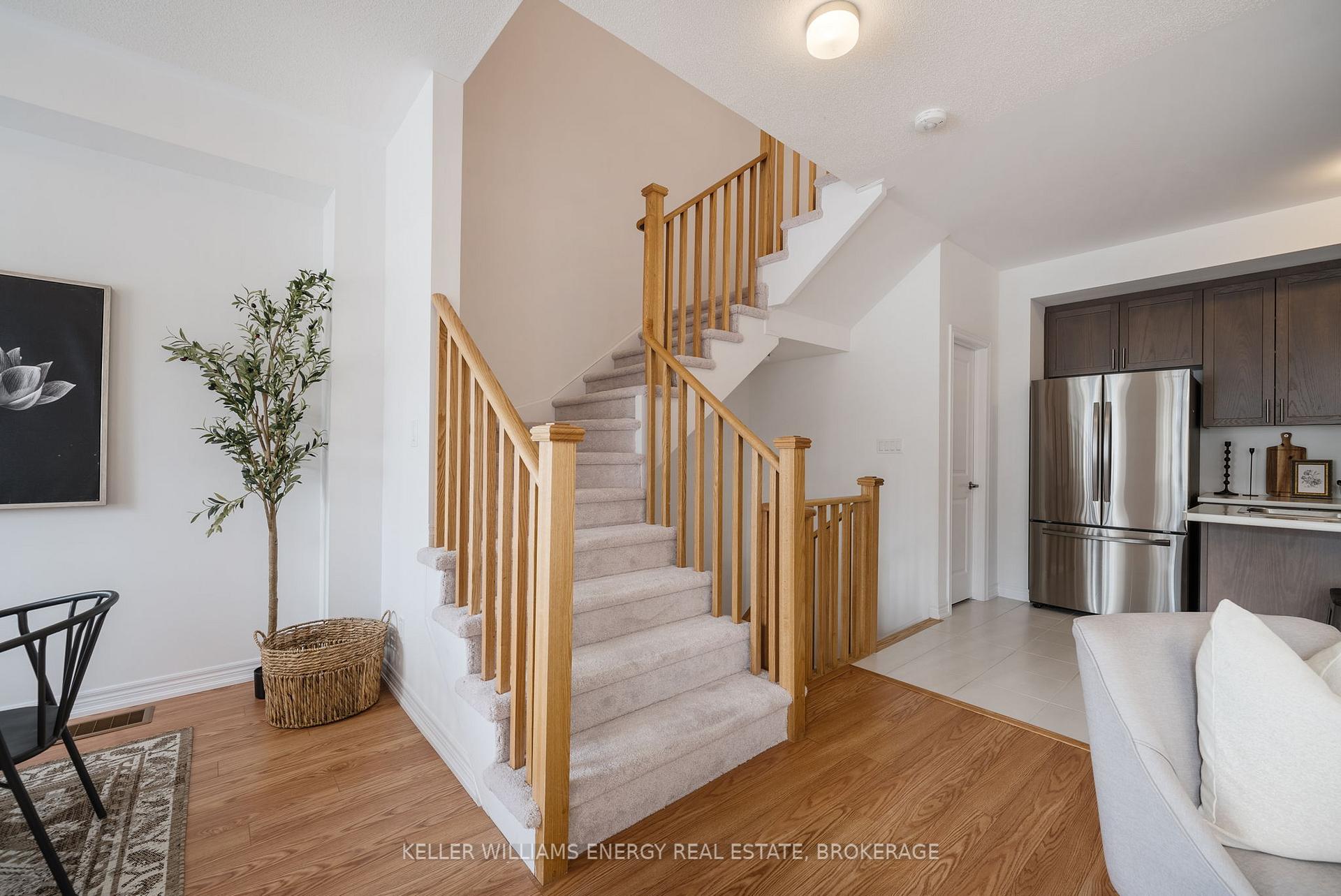 Photo 12 of 1097 Lockie Drive, Oshawa, Kedron — HOMEH