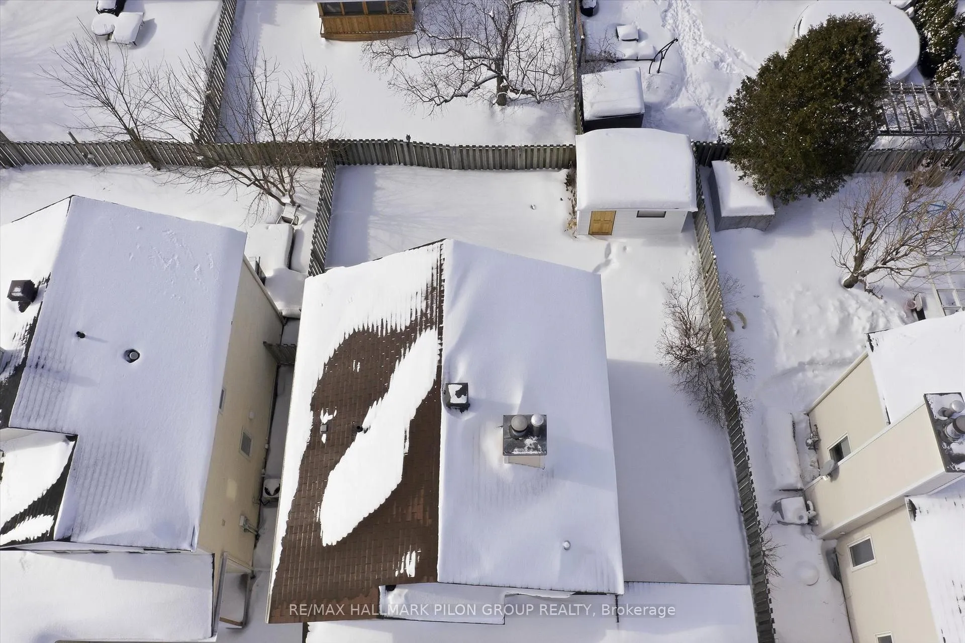 Photo 22 of 284 Mceachern Crescent, Ottawa, Bilberry Creek/Queenswood Heights — HOMEH