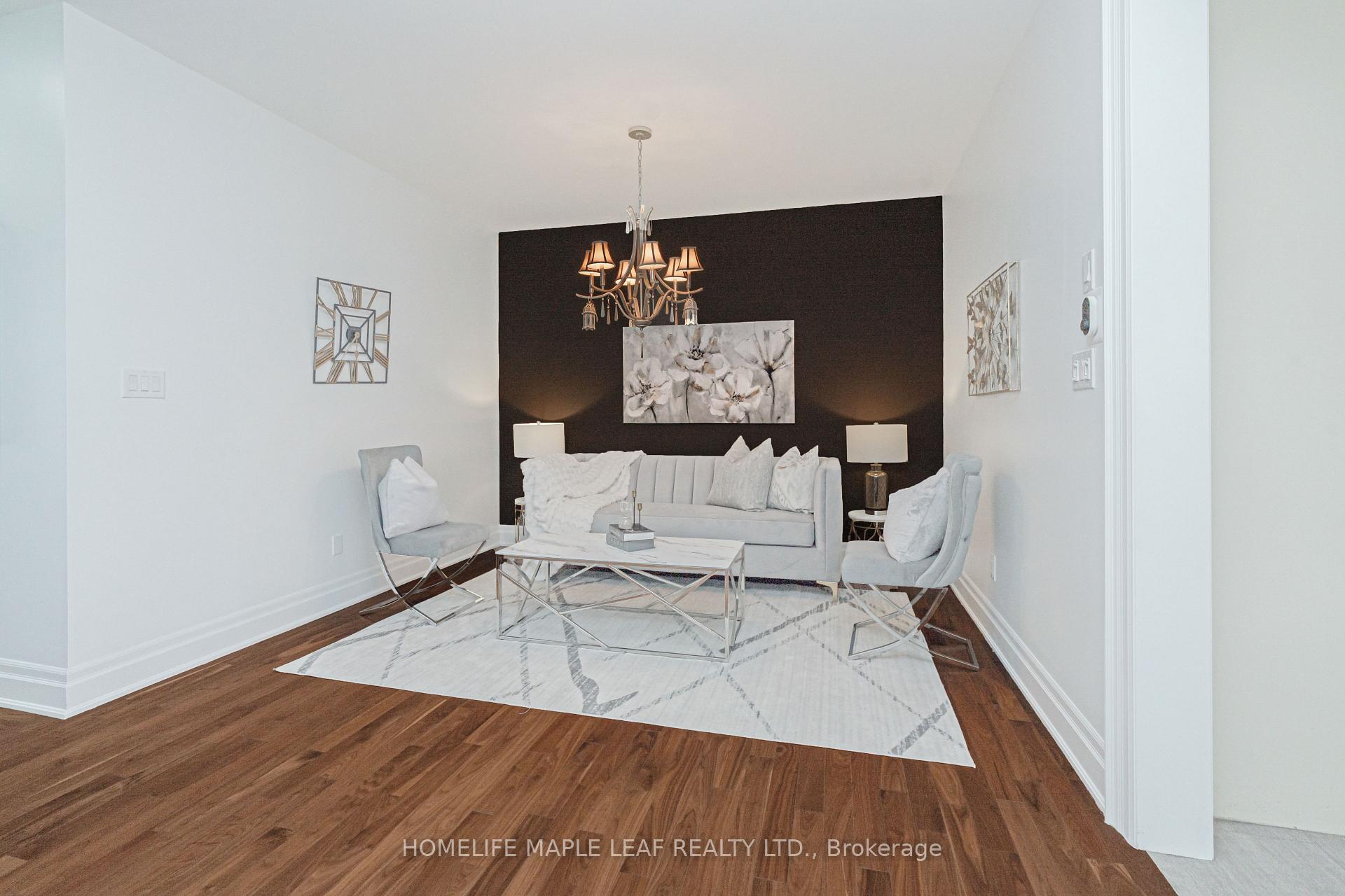 Photo 8 of 76 Gentile Circle, Vaughan, Elder Mills — HOMEH