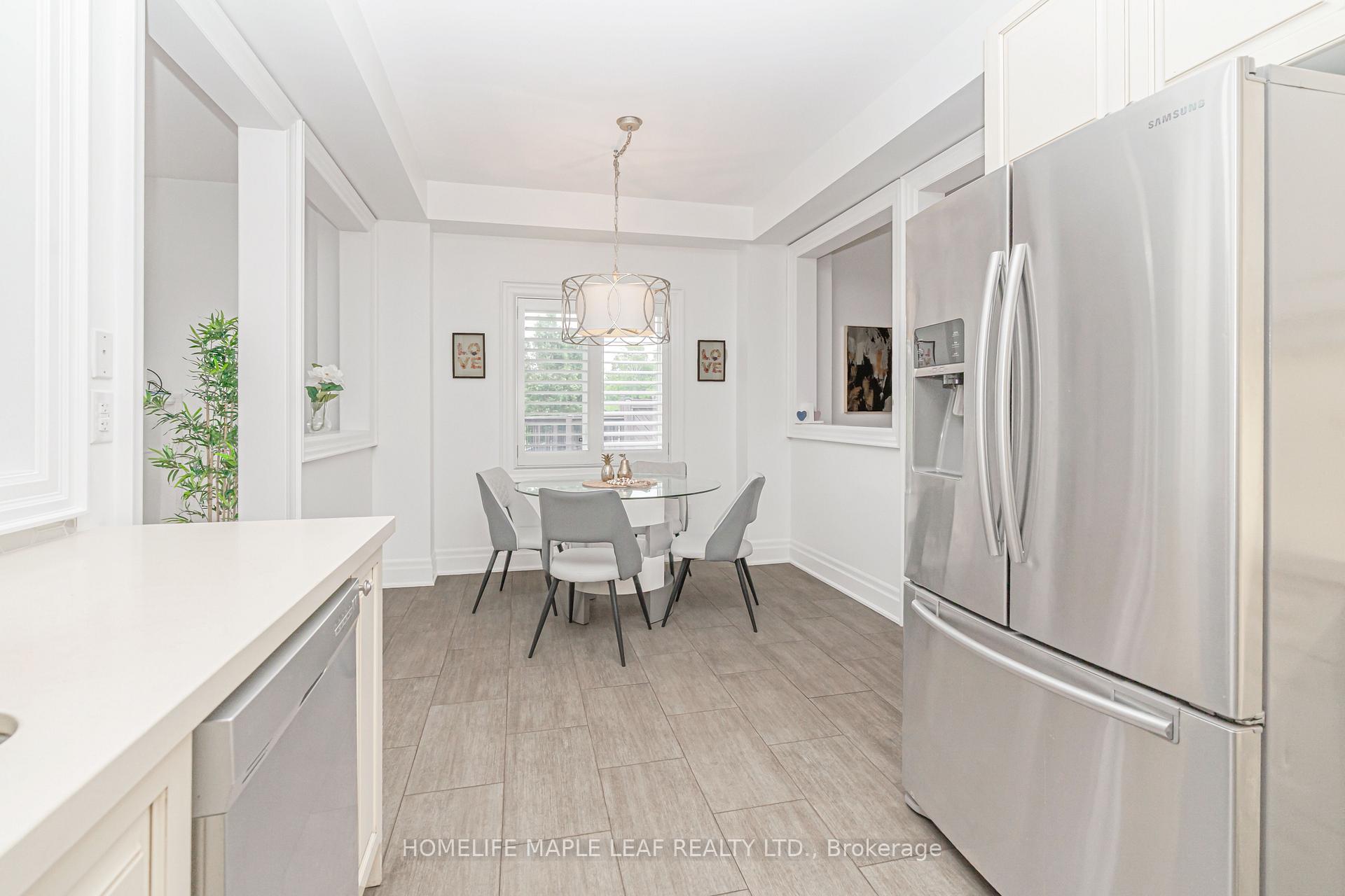 Photo 13 of 76 Gentile Circle, Vaughan, Elder Mills — HOMEH