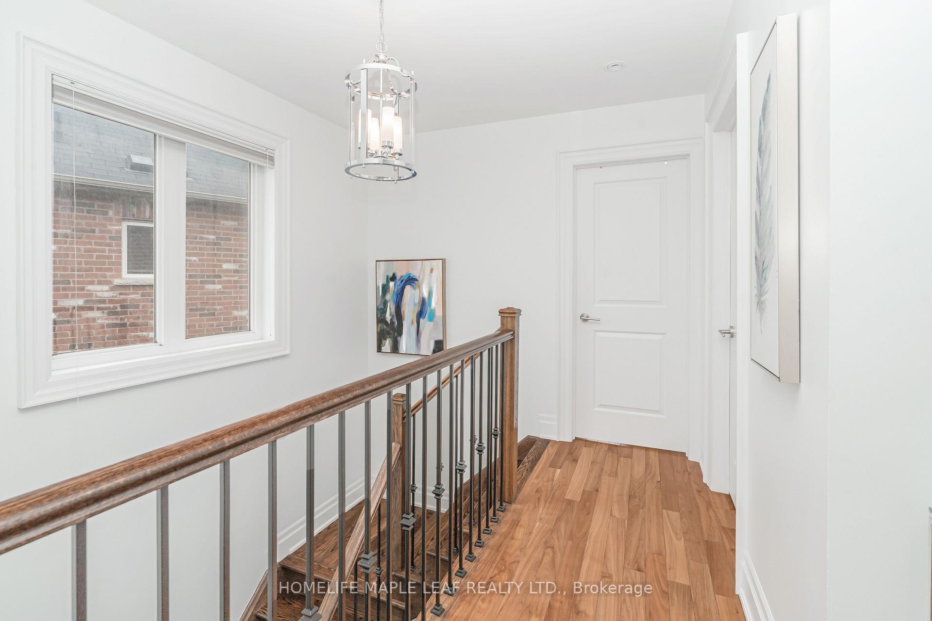 Photo 20 of 76 Gentile Circle, Vaughan, Elder Mills — HOMEH