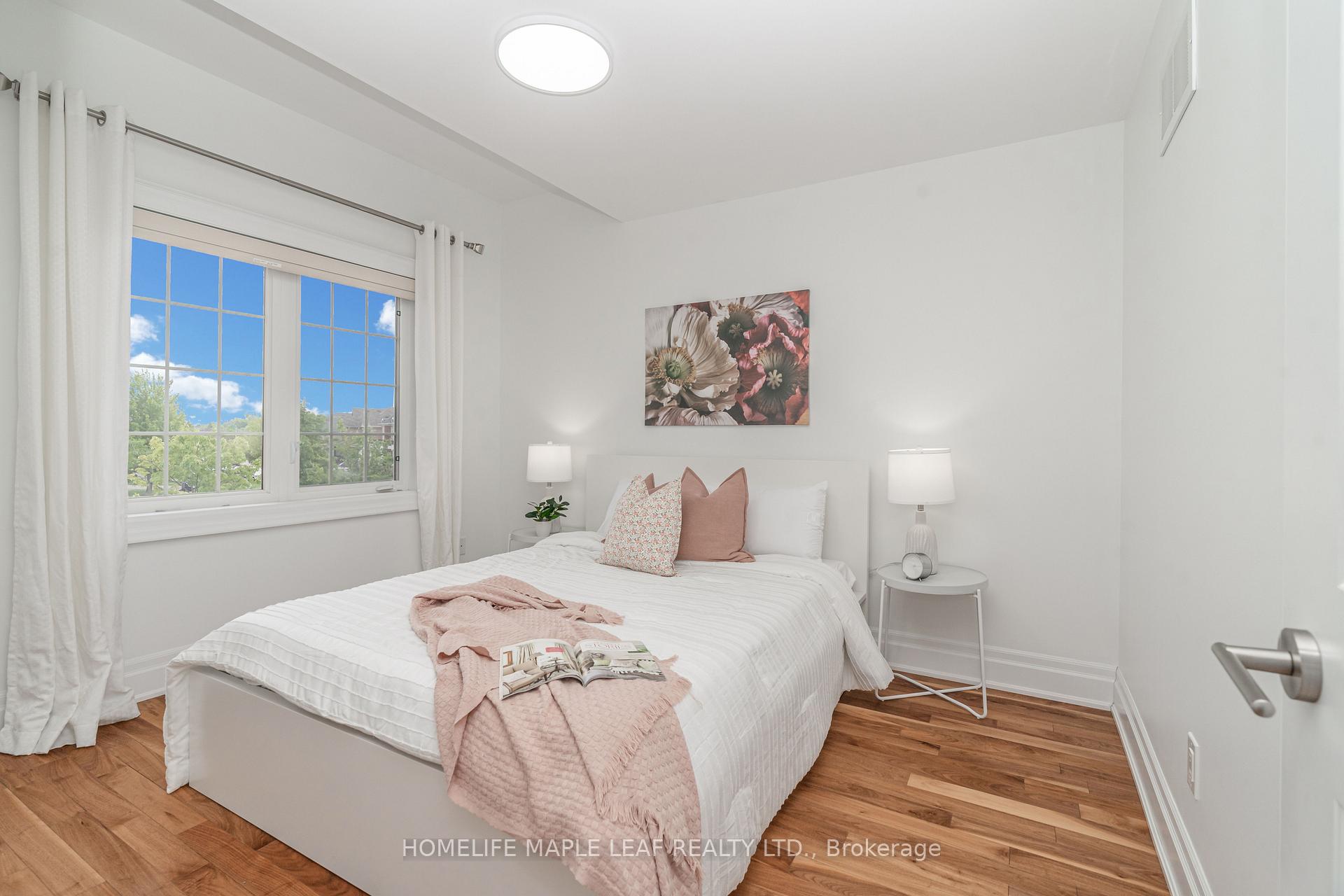 Photo 25 of 76 Gentile Circle, Vaughan, Elder Mills — HOMEH