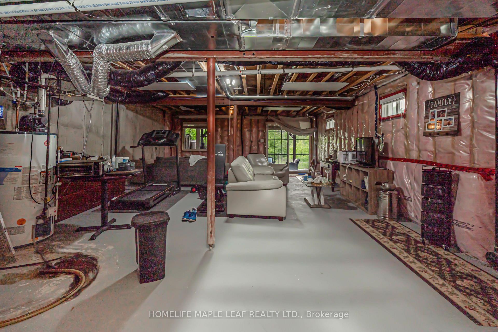 Photo 32 of 76 Gentile Circle, Vaughan, Elder Mills — HOMEH