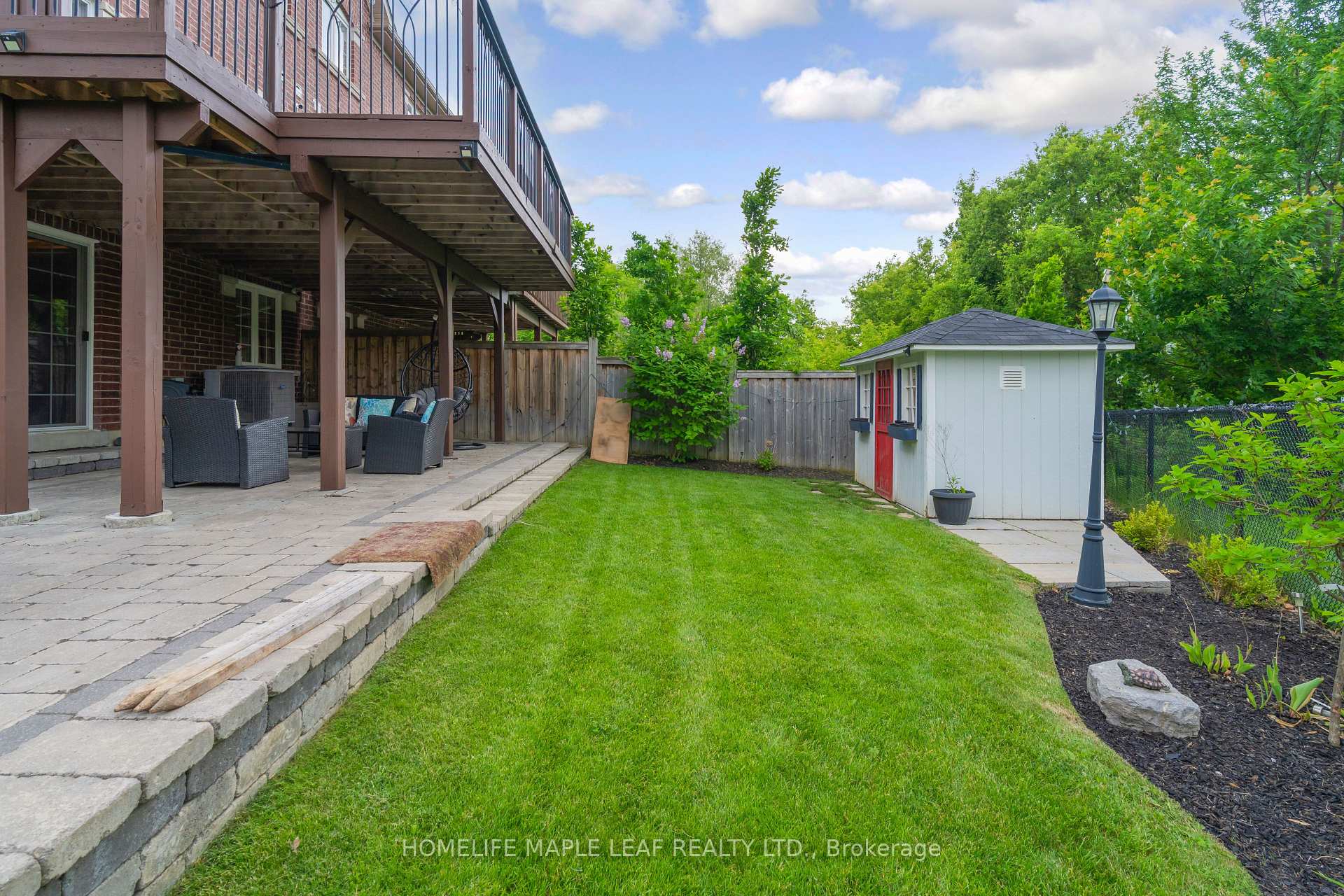 Photo 36 of 76 Gentile Circle, Vaughan, Elder Mills — HOMEH