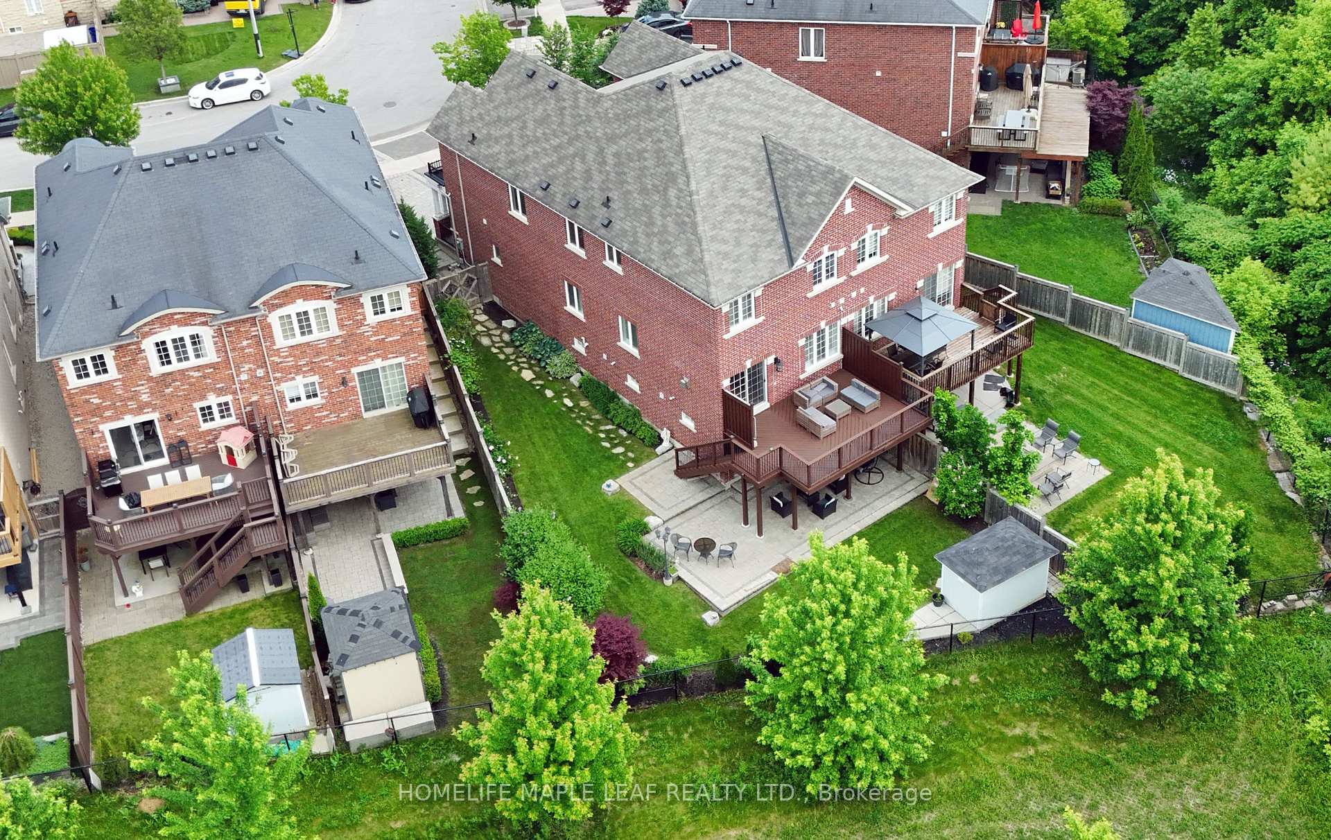 Photo 41 of 76 Gentile Circle, Vaughan, Elder Mills — HOMEH