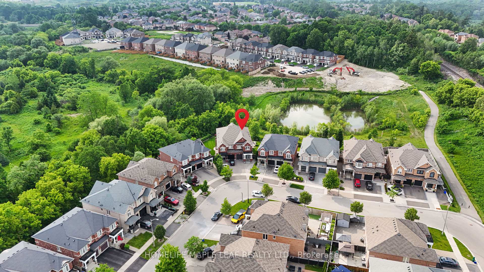 Photo 49 of 76 Gentile Circle, Vaughan, Elder Mills — HOMEH
