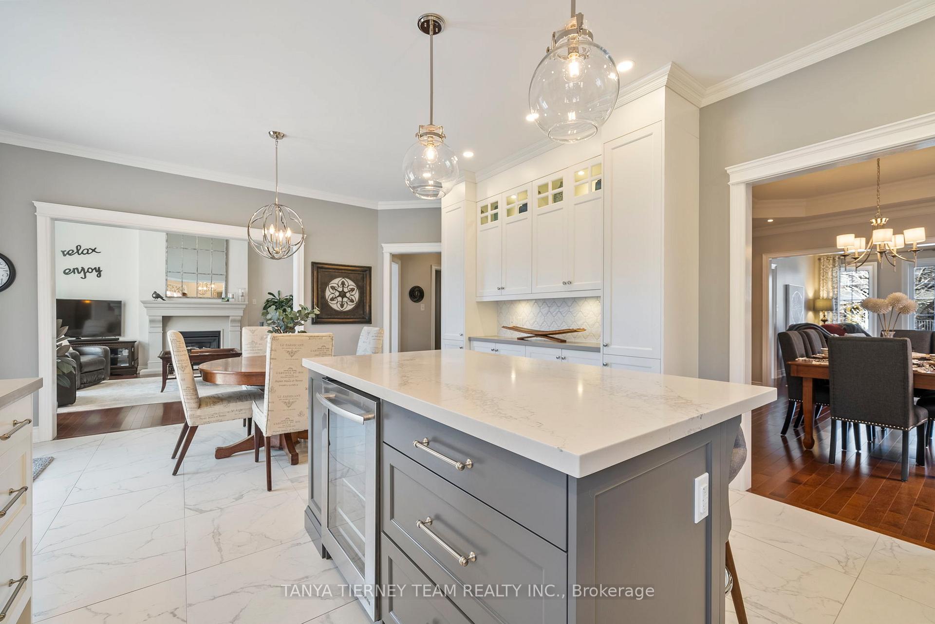 Photo 19 of 25 Hanson Crescent, Whitby, Brooklin — HOMEH