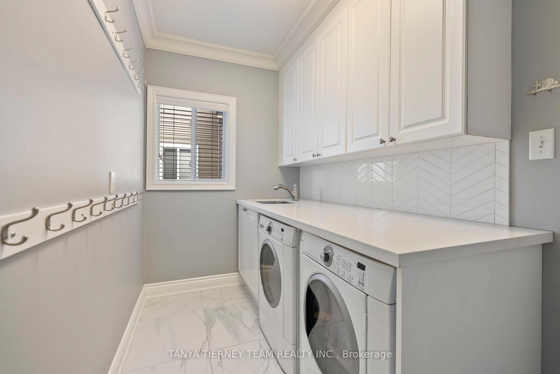 Photo 25 of 25 Hanson Crescent, Whitby, Brooklin — HOMEH