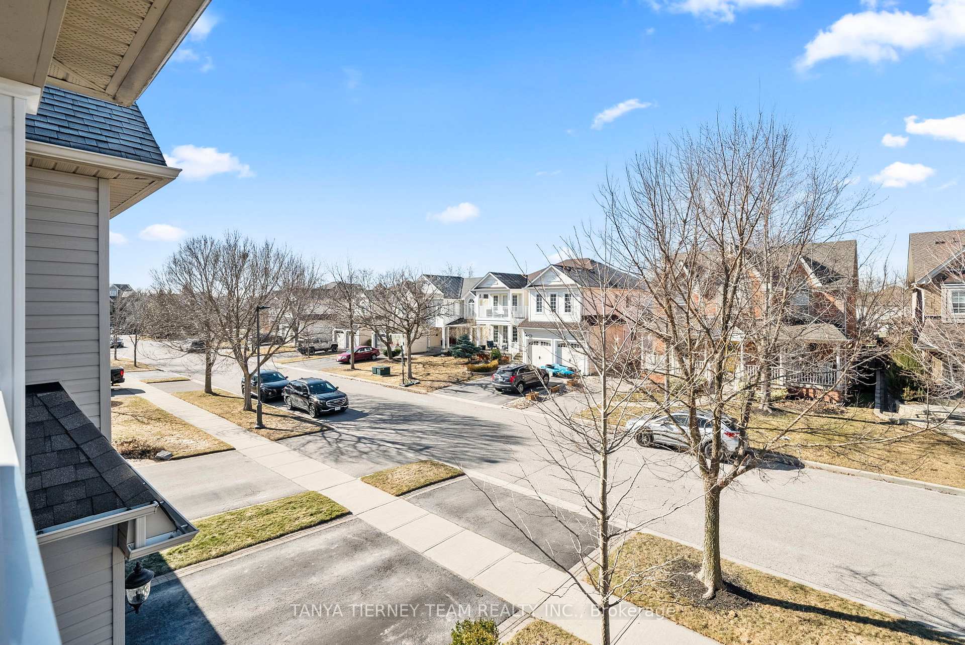 Photo 35 of 25 Hanson Crescent, Whitby, Brooklin — HOMEH
