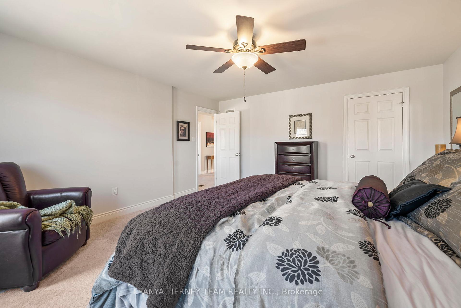 Photo 37 of 25 Hanson Crescent, Whitby, Brooklin — HOMEH
