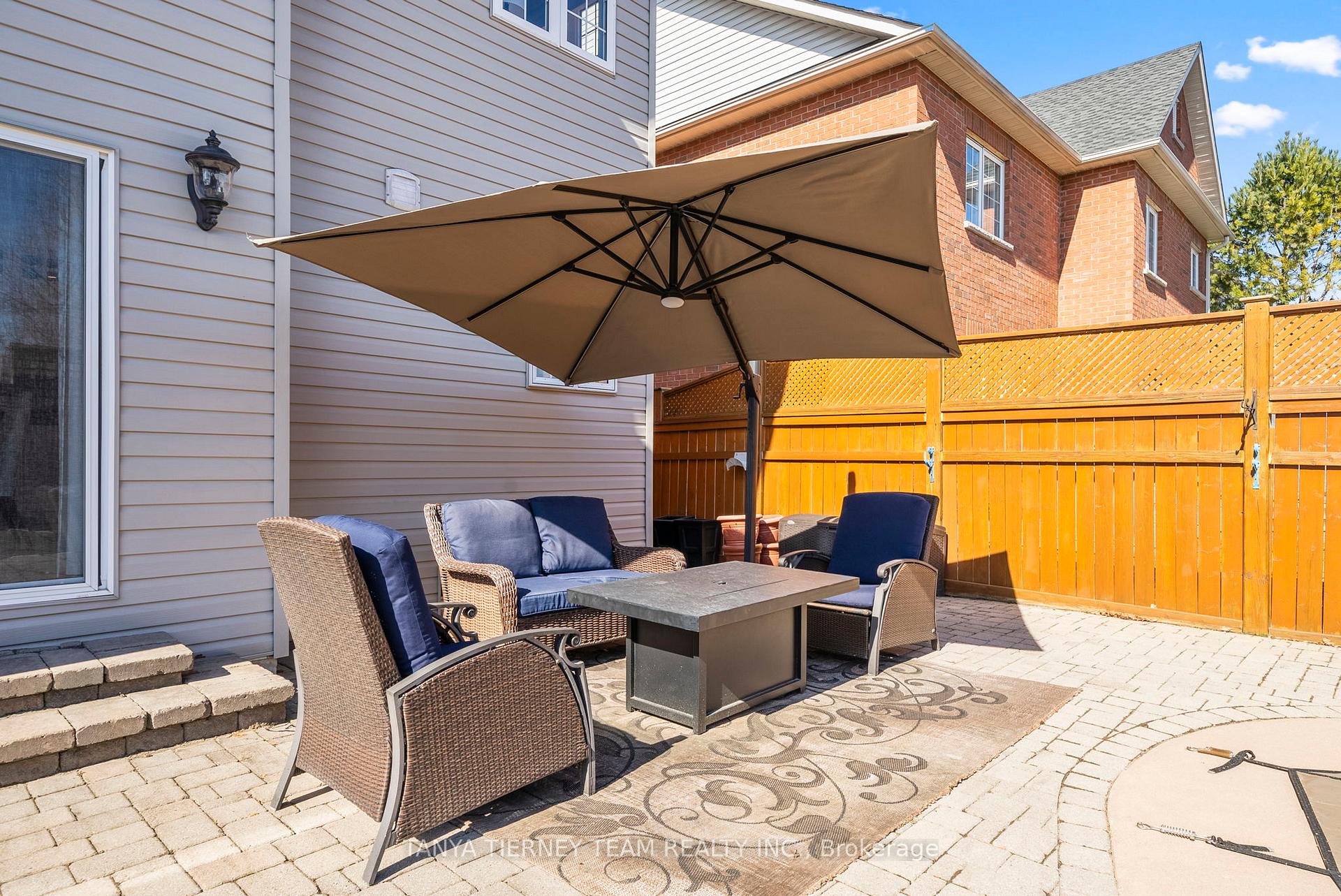 Photo 46 of 25 Hanson Crescent, Whitby, Brooklin — HOMEH