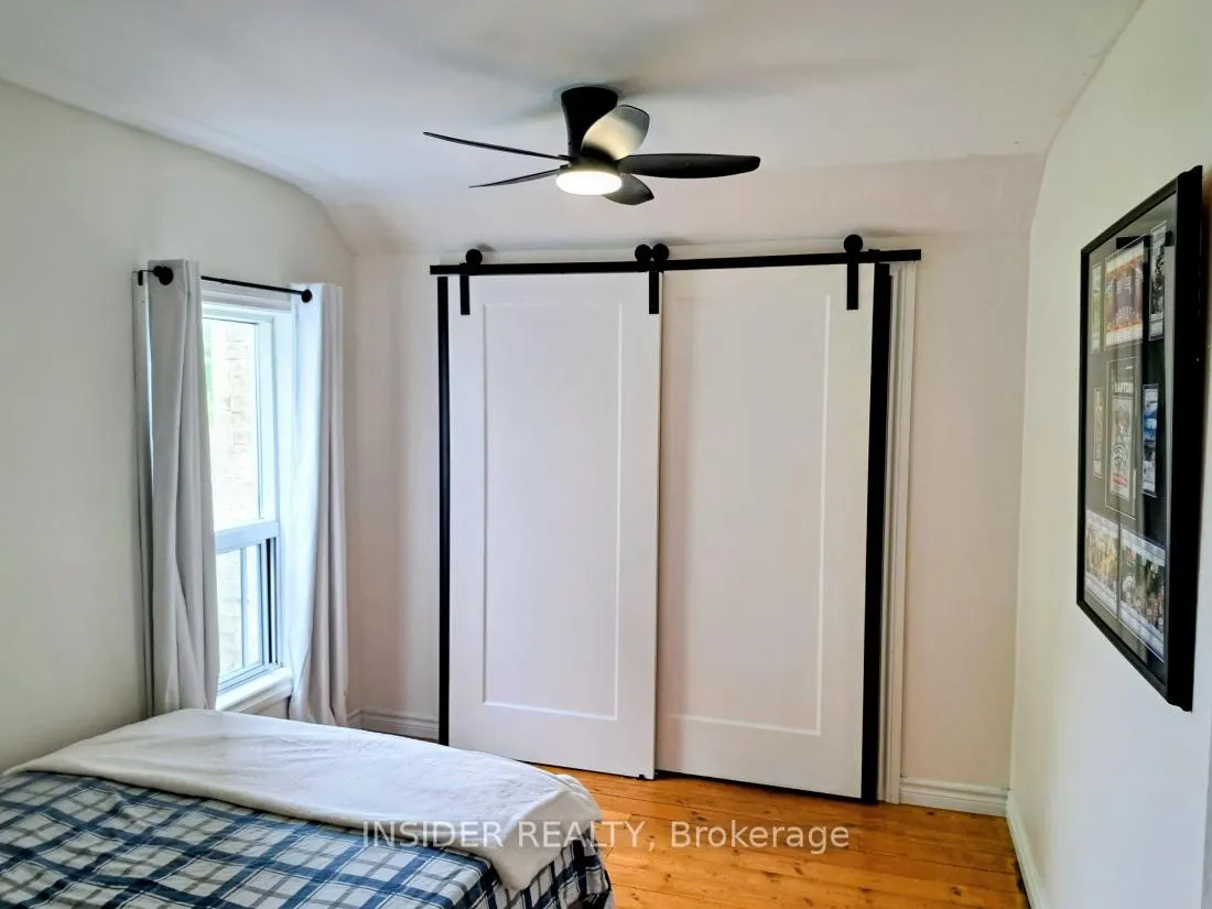 Photo 23 of 658 Brown Street, Peterborough, Otonabee Ward 1 — HOMEH
