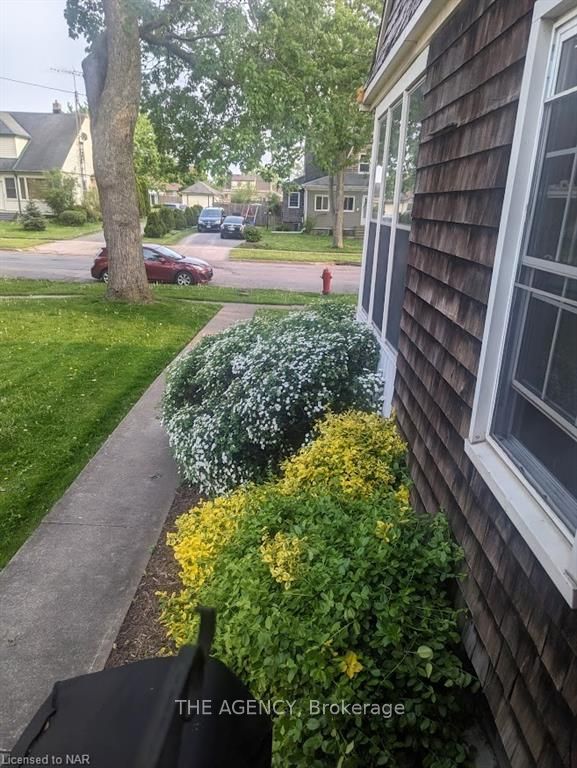 Photo 5 of 30 First Street, Welland, Lincoln/Crowland — HOMEH