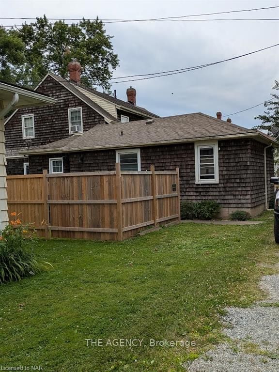 Photo 6 of 30 First Street, Welland, Lincoln/Crowland — HOMEH