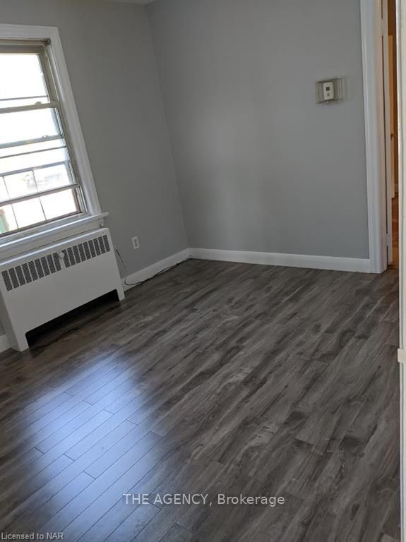 Photo 17 of 30 First Street, Welland, Lincoln/Crowland — HOMEH