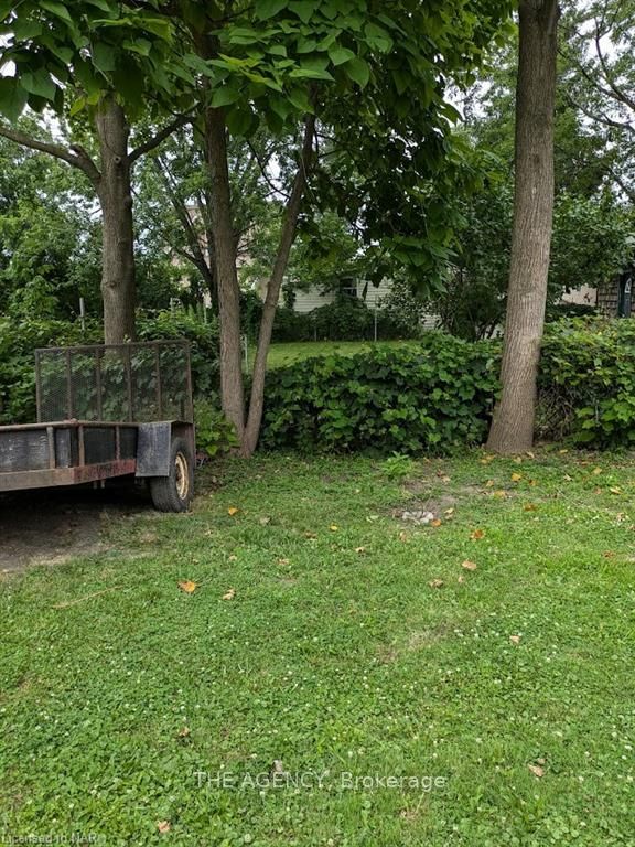 Photo 26 of 30 First Street, Welland, Lincoln/Crowland — HOMEH