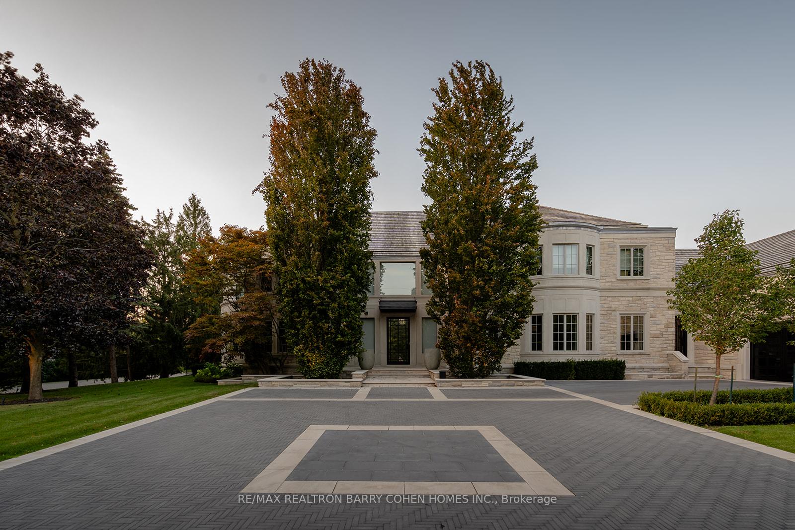 Photo 3 of 186 Pine Valley Crescent, Vaughan, East Woodbridge — HOMEH