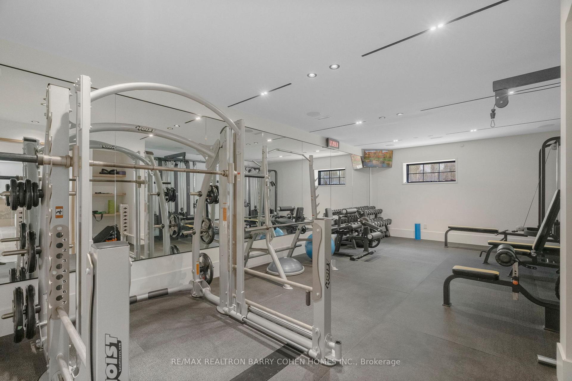 Photo 28 of 186 Pine Valley Crescent, Vaughan, East Woodbridge — HOMEH