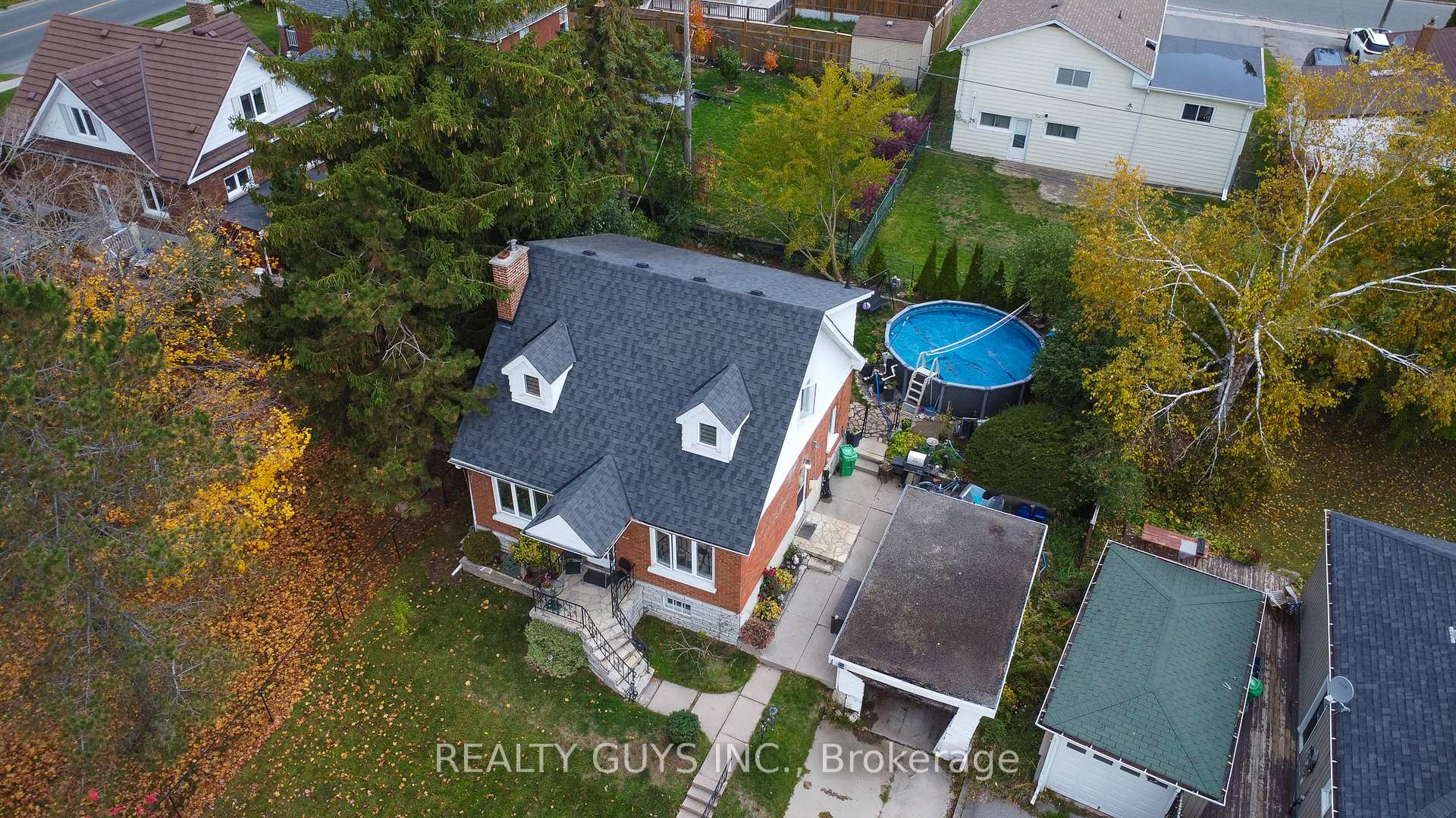 Photo 5 of 502 Wellington Street, Peterborough, Northcrest Ward 5 — HOMEH