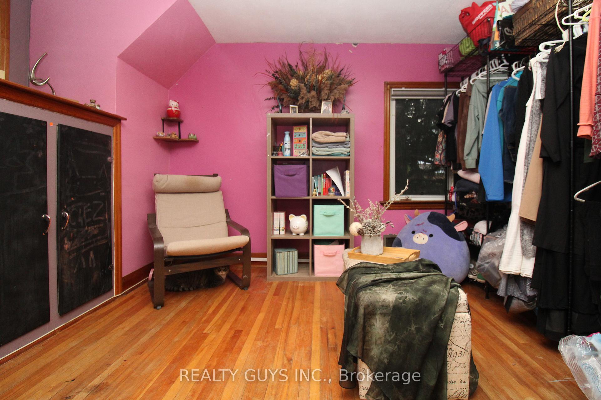 Photo 32 of 502 Wellington Street, Peterborough, Northcrest Ward 5 — HOMEH