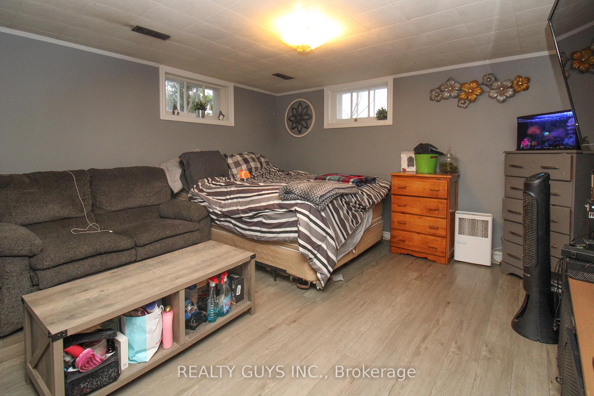Photo 36 of 502 Wellington Street, Peterborough, Northcrest Ward 5 — HOMEH