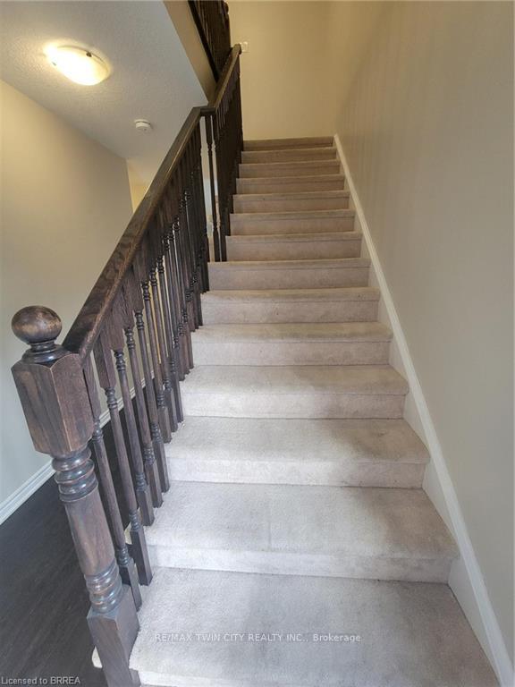 Photo 7 of 136 Flagg Avenue, Brant, Paris — HOMEH