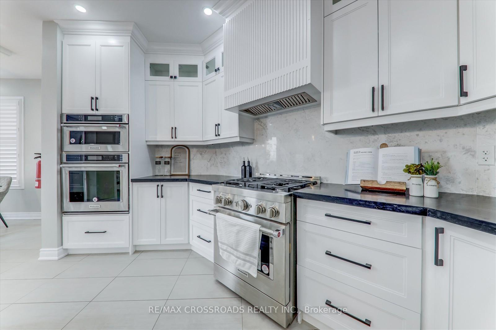 Photo 17 of 249 Cosgrove Drive, Oshawa, Windfields — HOMEH