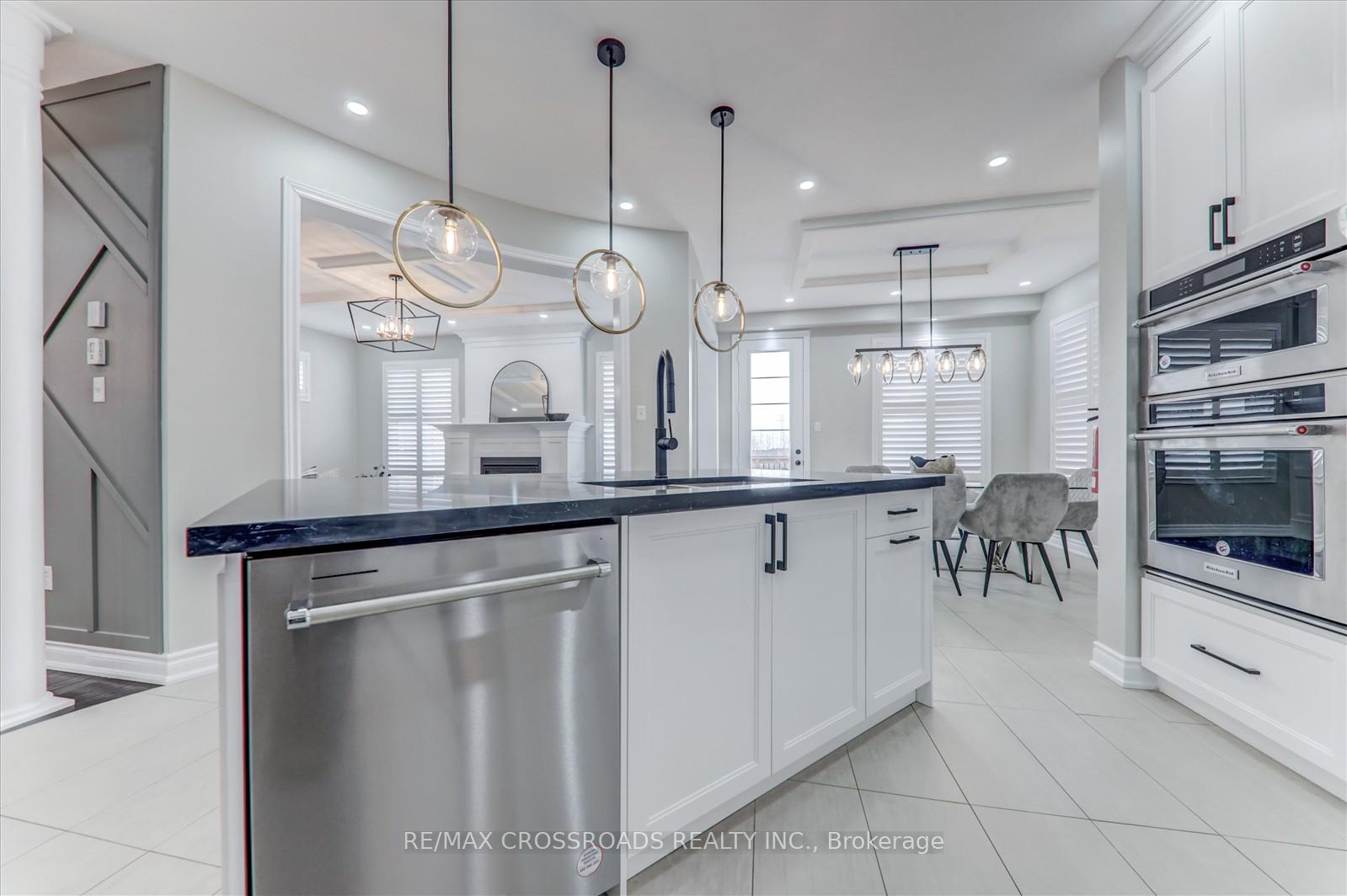 Photo 18 of 249 Cosgrove Drive, Oshawa, Windfields — HOMEH