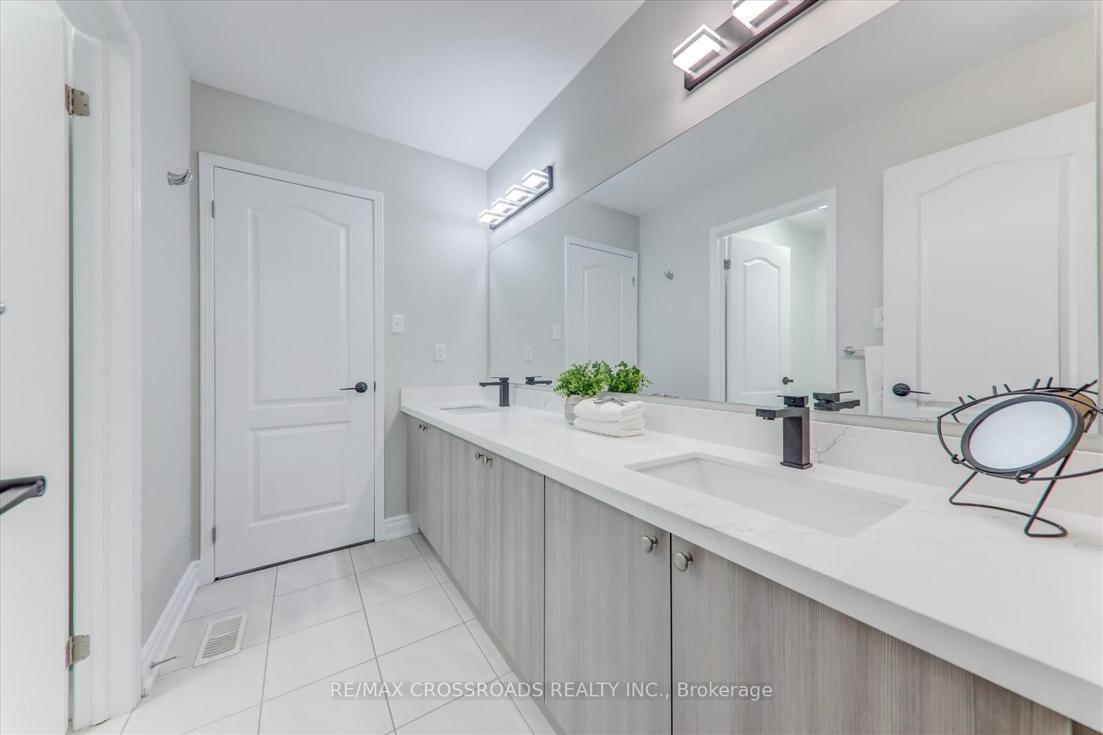 Photo 30 of 249 Cosgrove Drive, Oshawa, Windfields — HOMEH