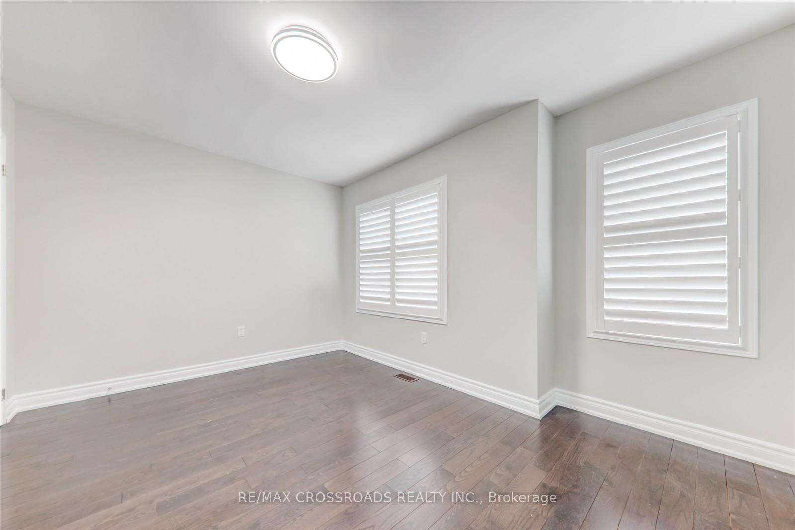 Photo 33 of 249 Cosgrove Drive, Oshawa, Windfields — HOMEH
