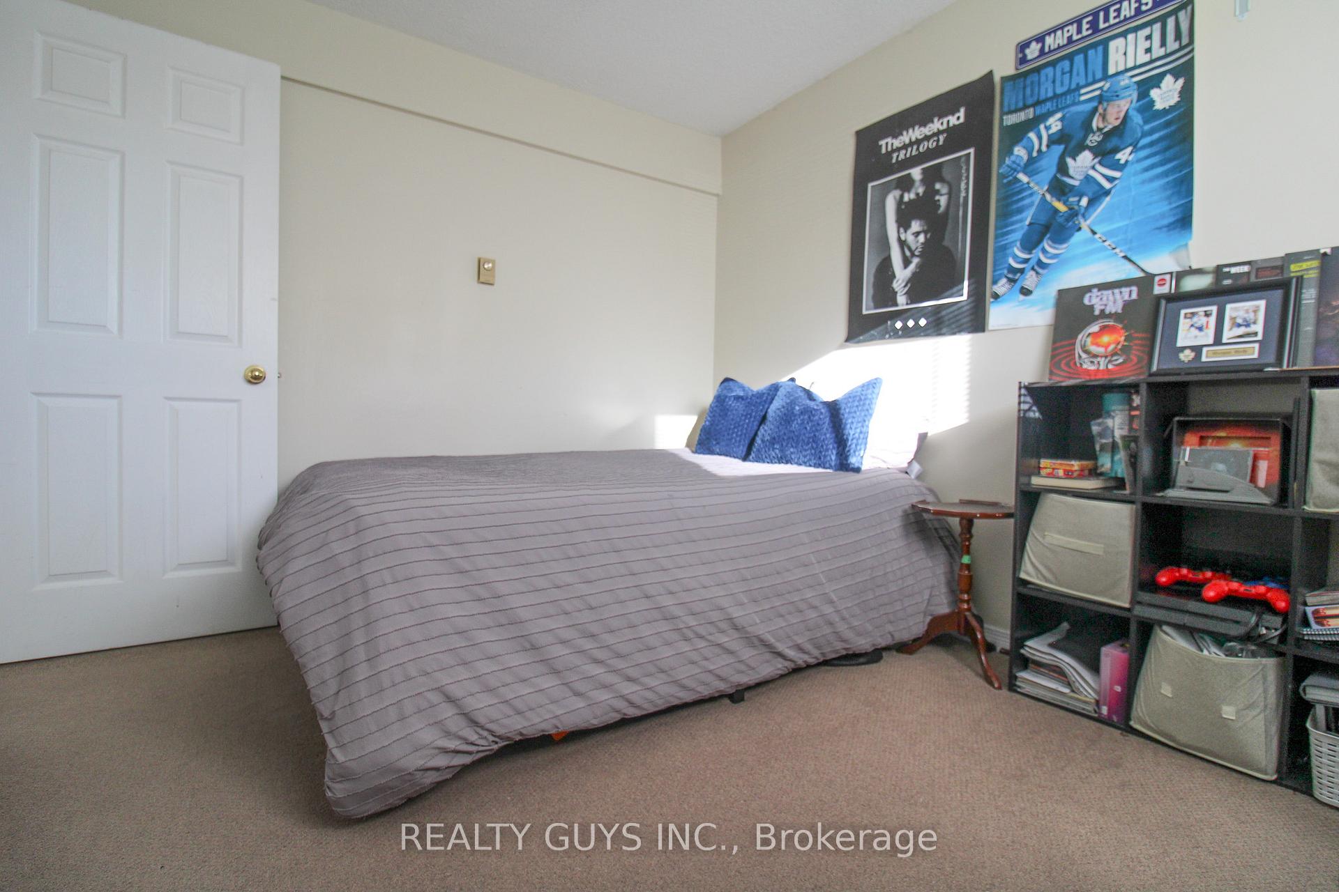Photo 14 of 554 Crystal Drive, Peterborough, Ashburnham Ward 4 — HOMEH