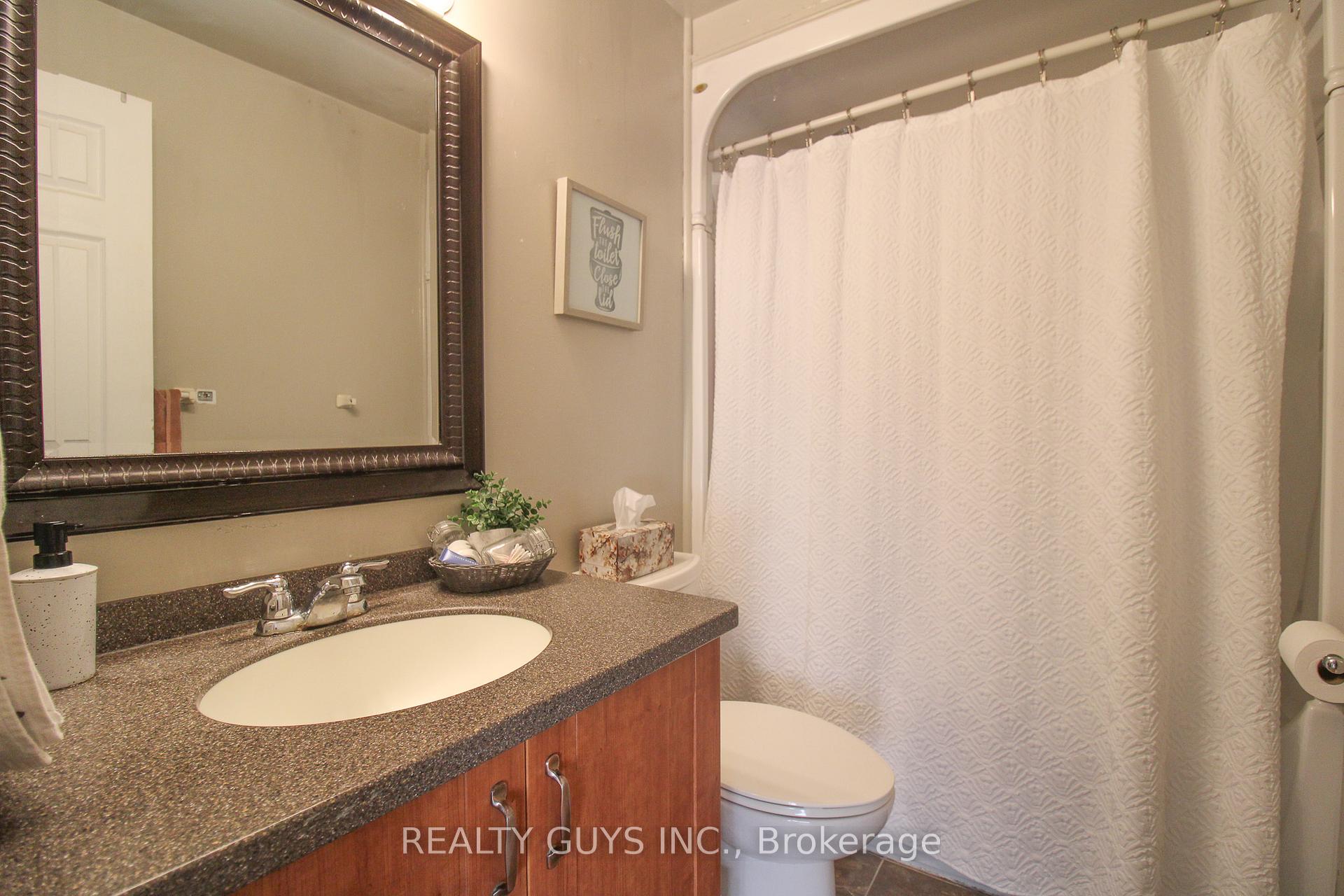 Photo 15 of 554 Crystal Drive, Peterborough, Ashburnham Ward 4 — HOMEH