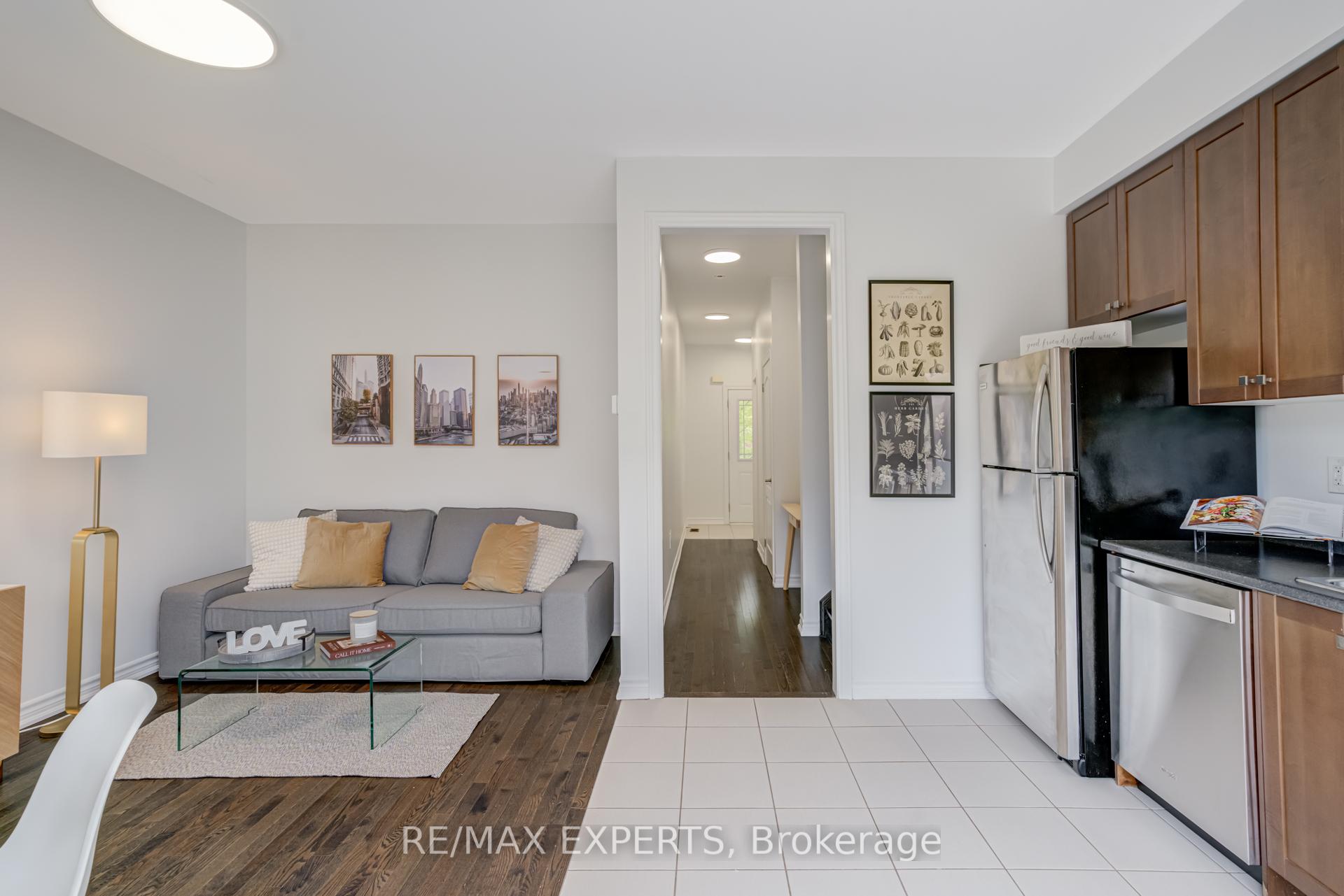 Photo 9 of 19 Cygnus Crescent, Barrie, Ardagh — HOMEH