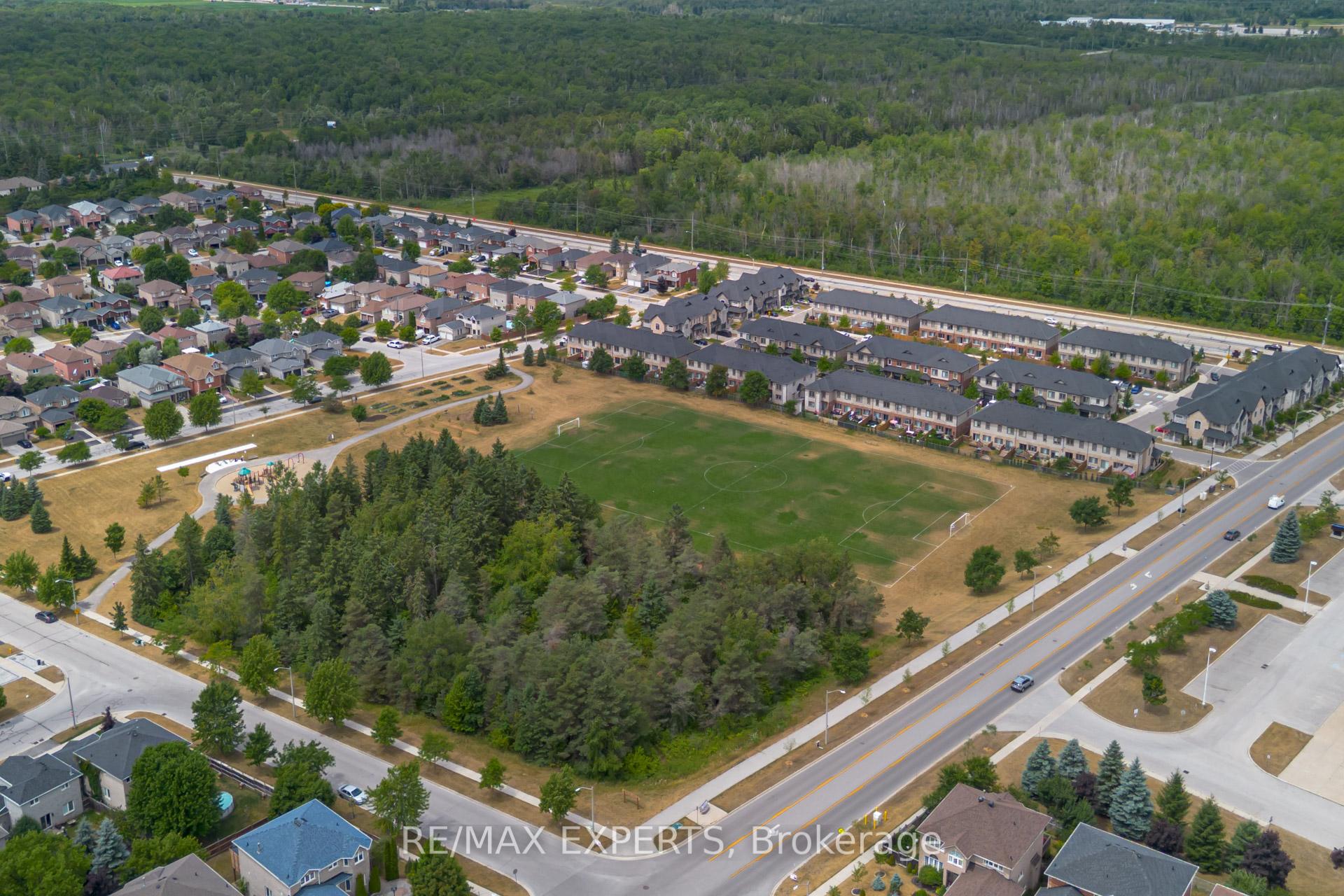 Photo 32 of 19 Cygnus Crescent, Barrie, Ardagh — HOMEH