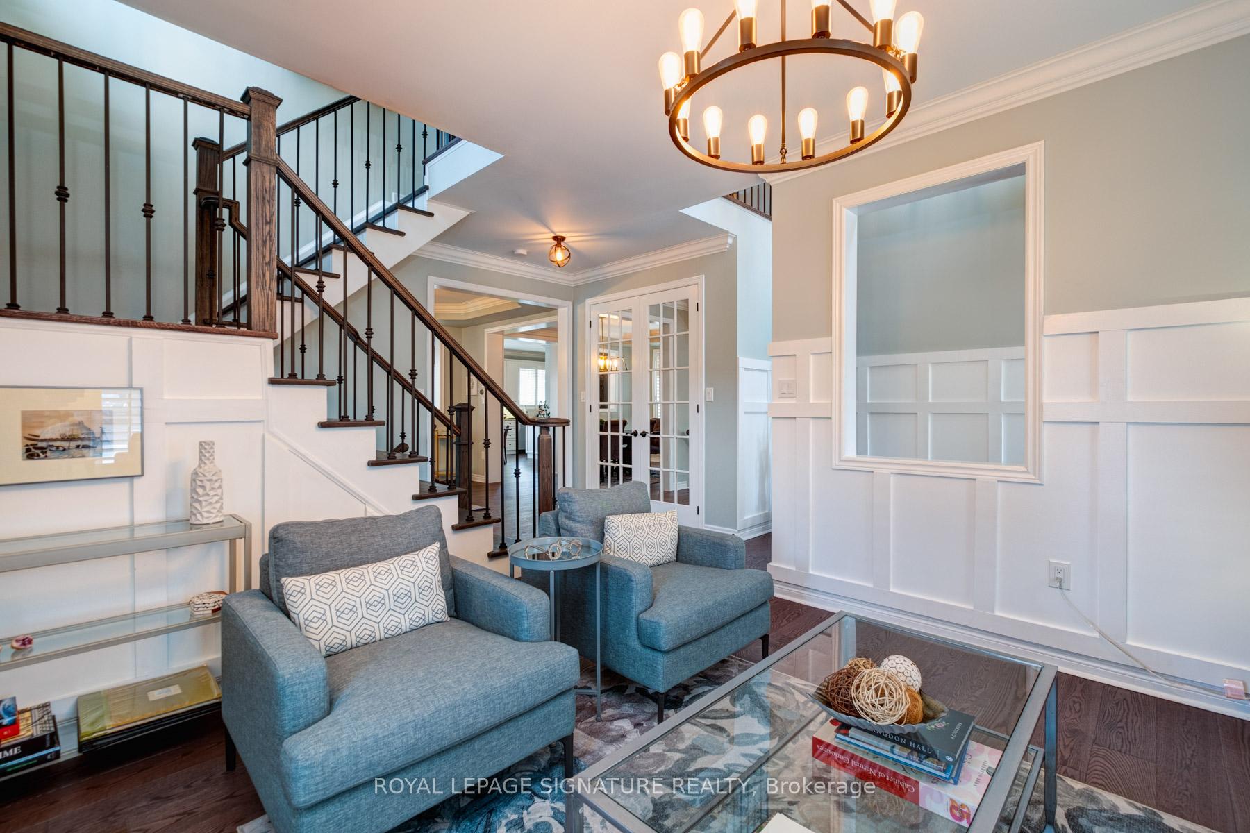 Photo 5 of 44 Strandmore Circle, Whitby, Brooklin — HOMEH