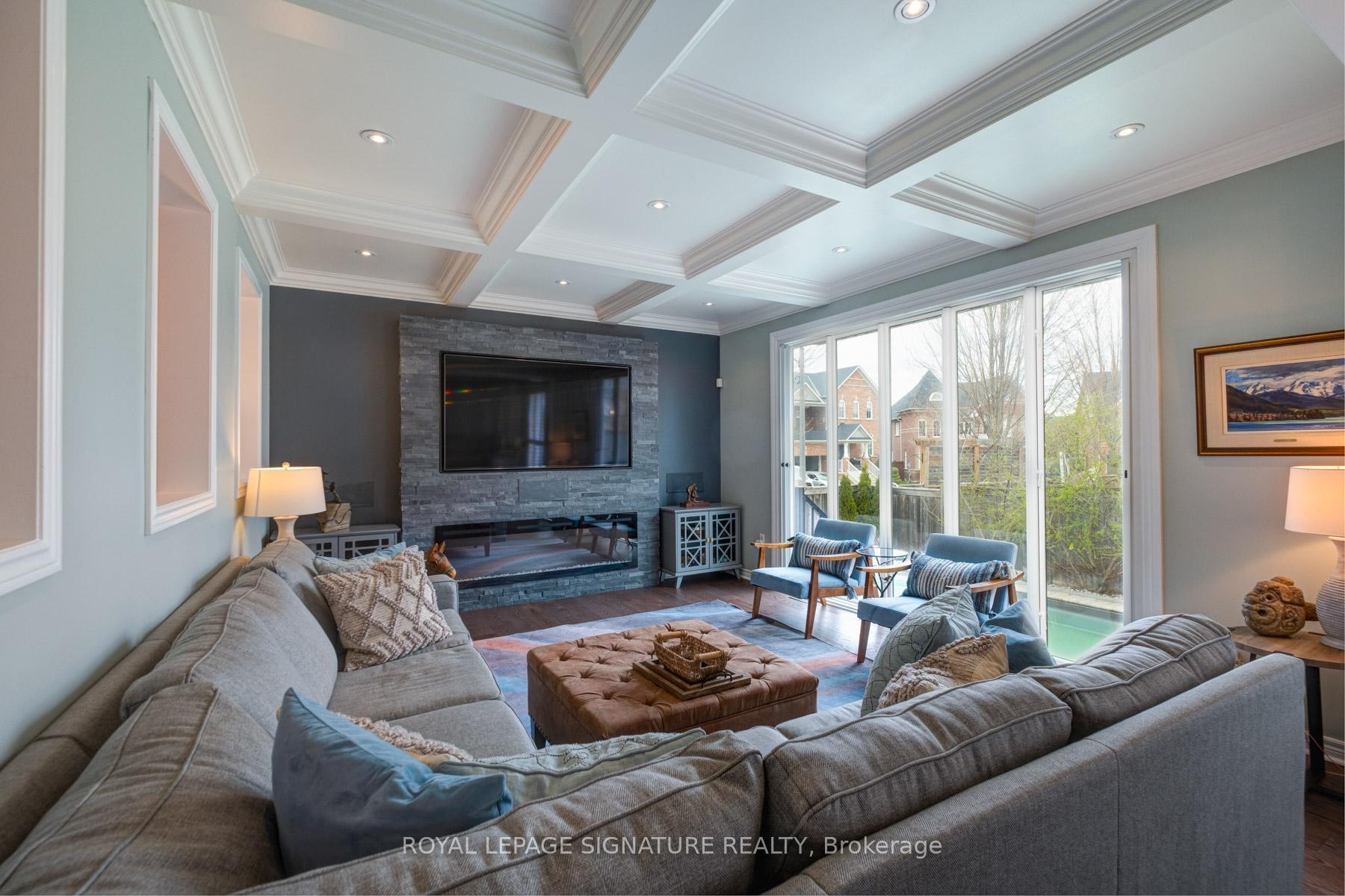 Photo 15 of 44 Strandmore Circle, Whitby, Brooklin — HOMEH