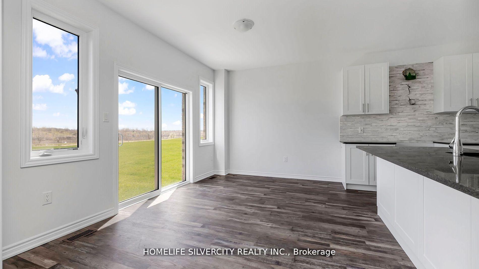 Photo 17 of 678 Daimler Parkway, Welland, Hwy 406/Welland — HOMEH