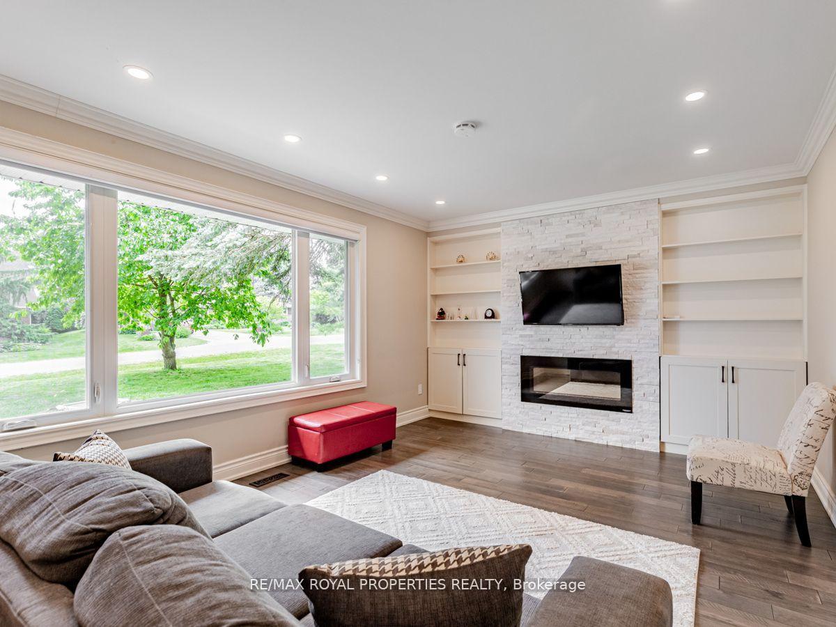 Photo 8 of 576 Bickle Drive, Oshawa, Northwood — HOMEH