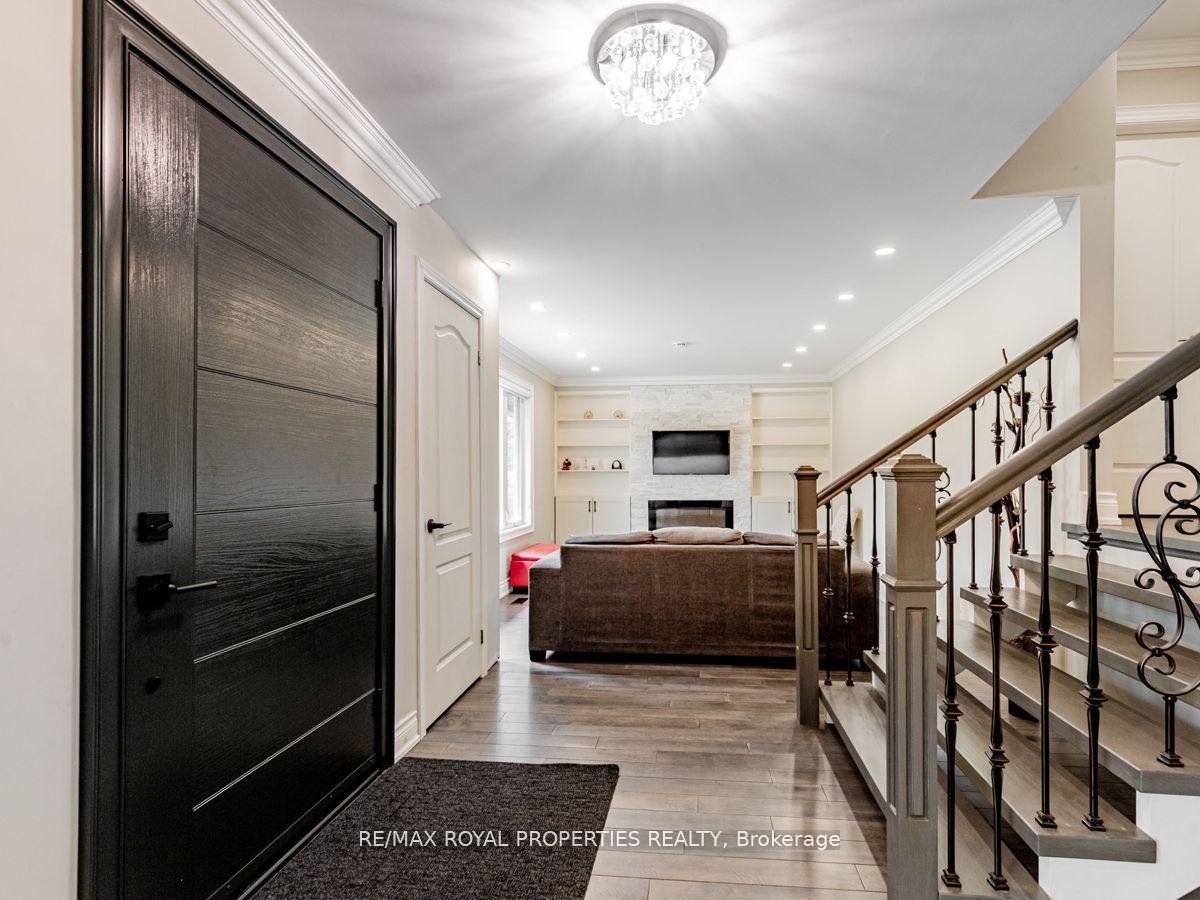 Photo 9 of 576 Bickle Drive, Oshawa, Northwood — HOMEH