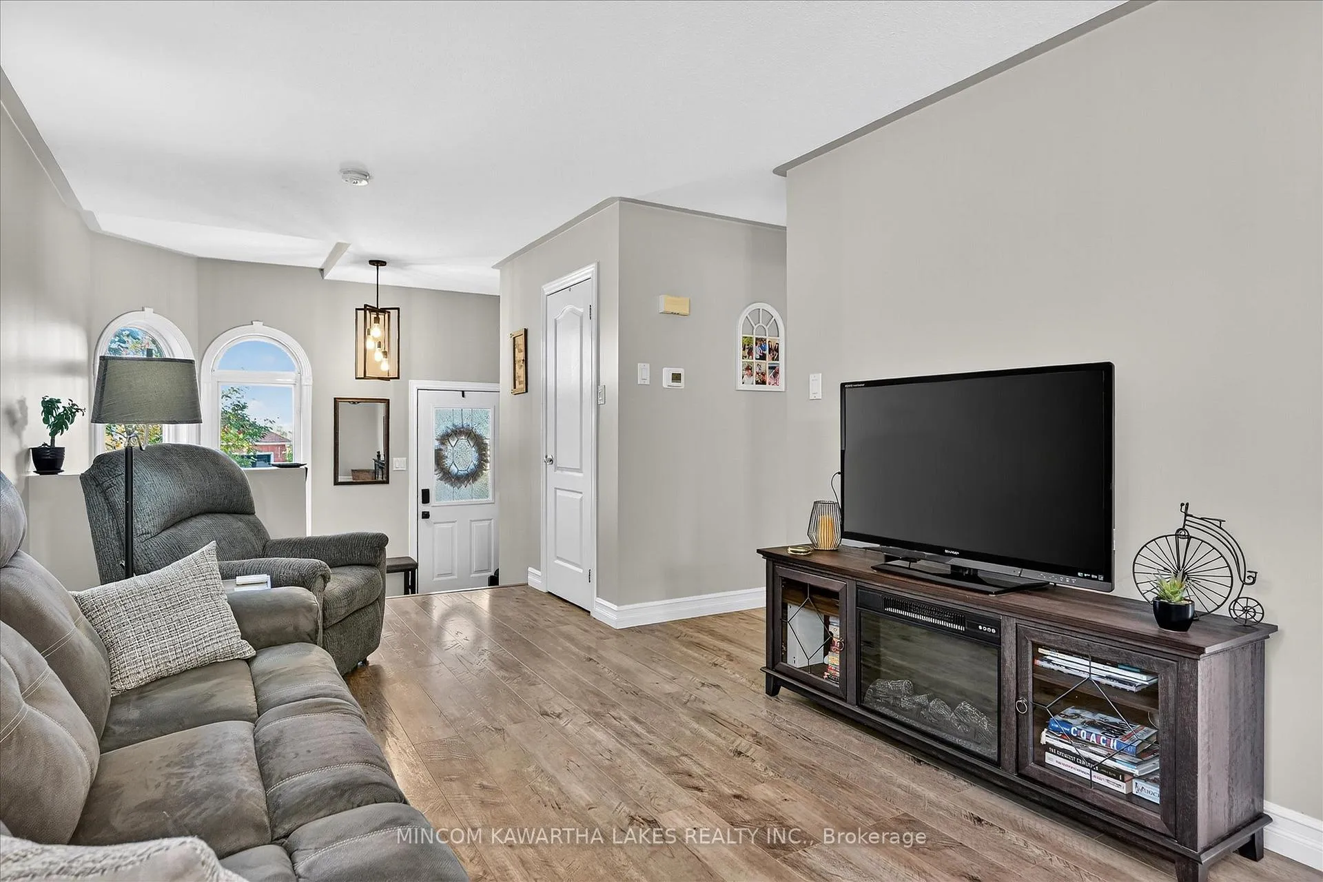 Photo 11 of 105 Haden Avenue, Peterborough, Northcrest Ward 5 — HOMEH