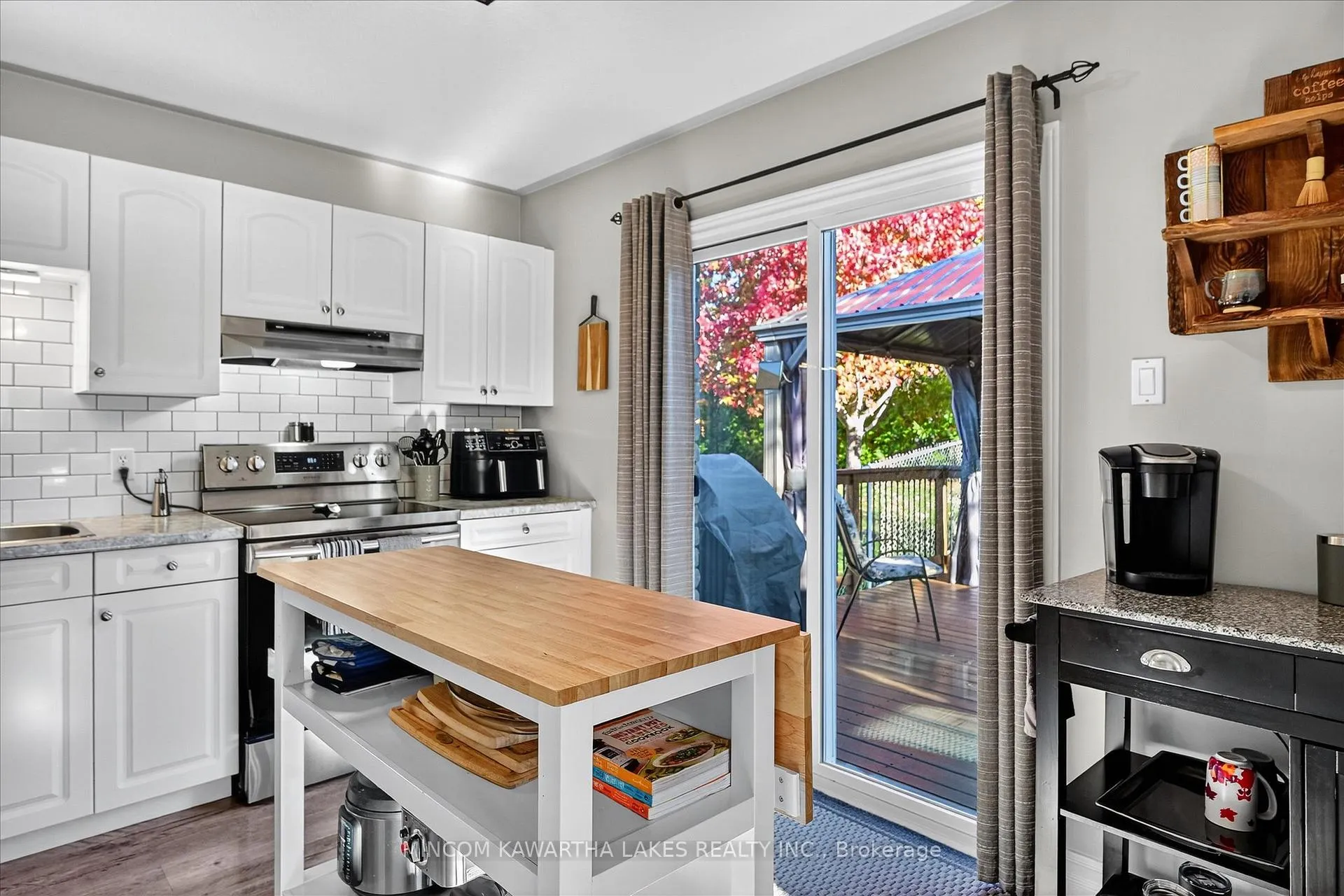 Photo 16 of 105 Haden Avenue, Peterborough, Northcrest Ward 5 — HOMEH