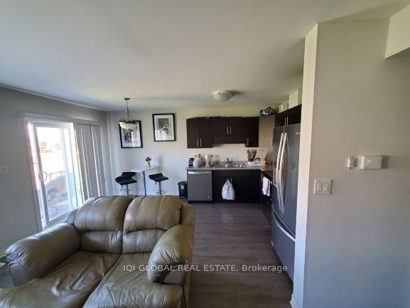 Photo 2 of 84 Monarch Street, Welland, Coyle Creek — HOMEH